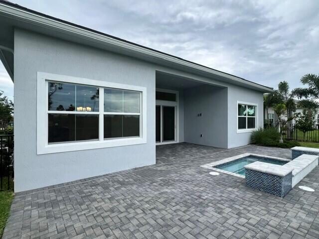 main property photo 18