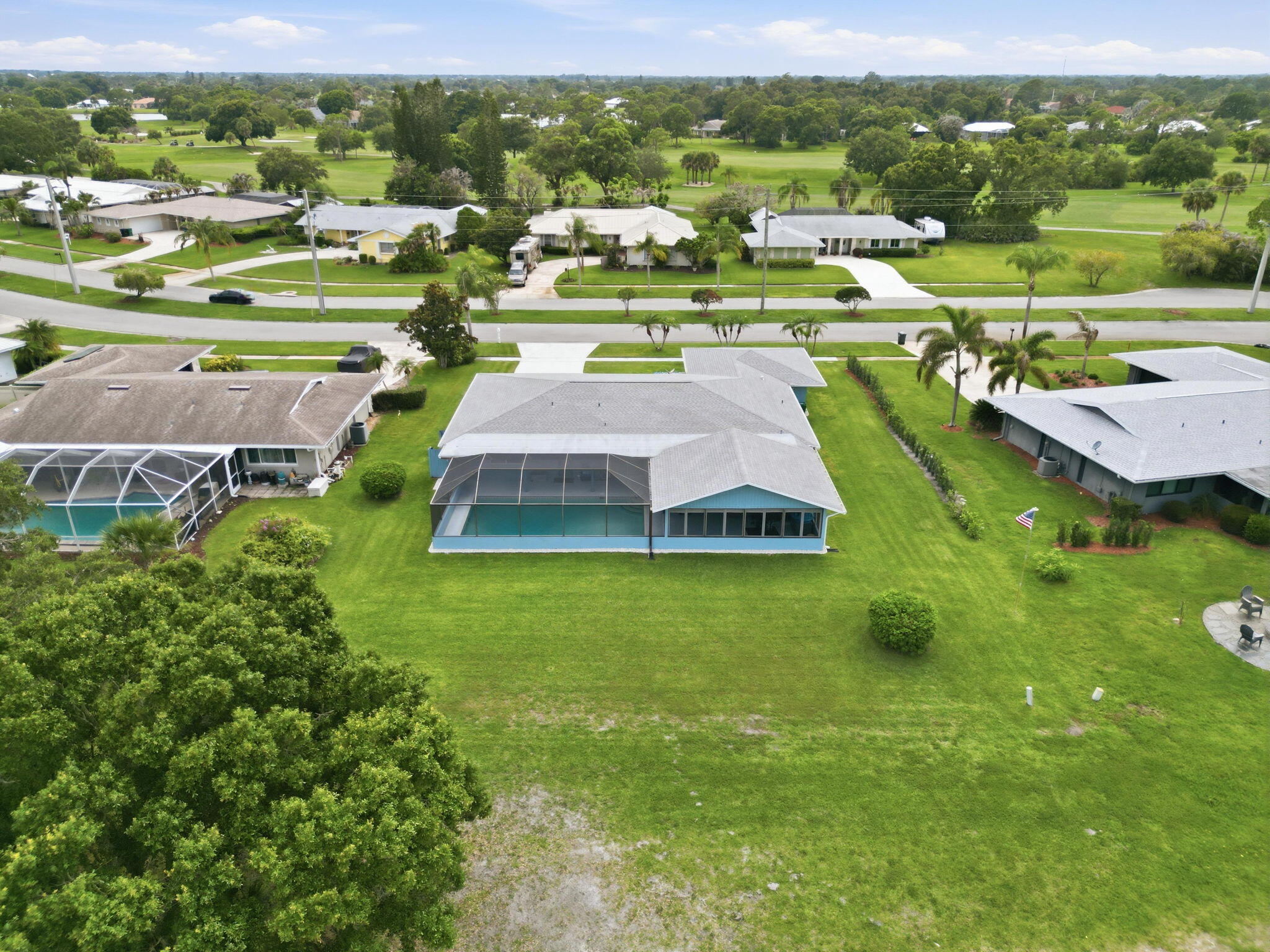 main property photo 41