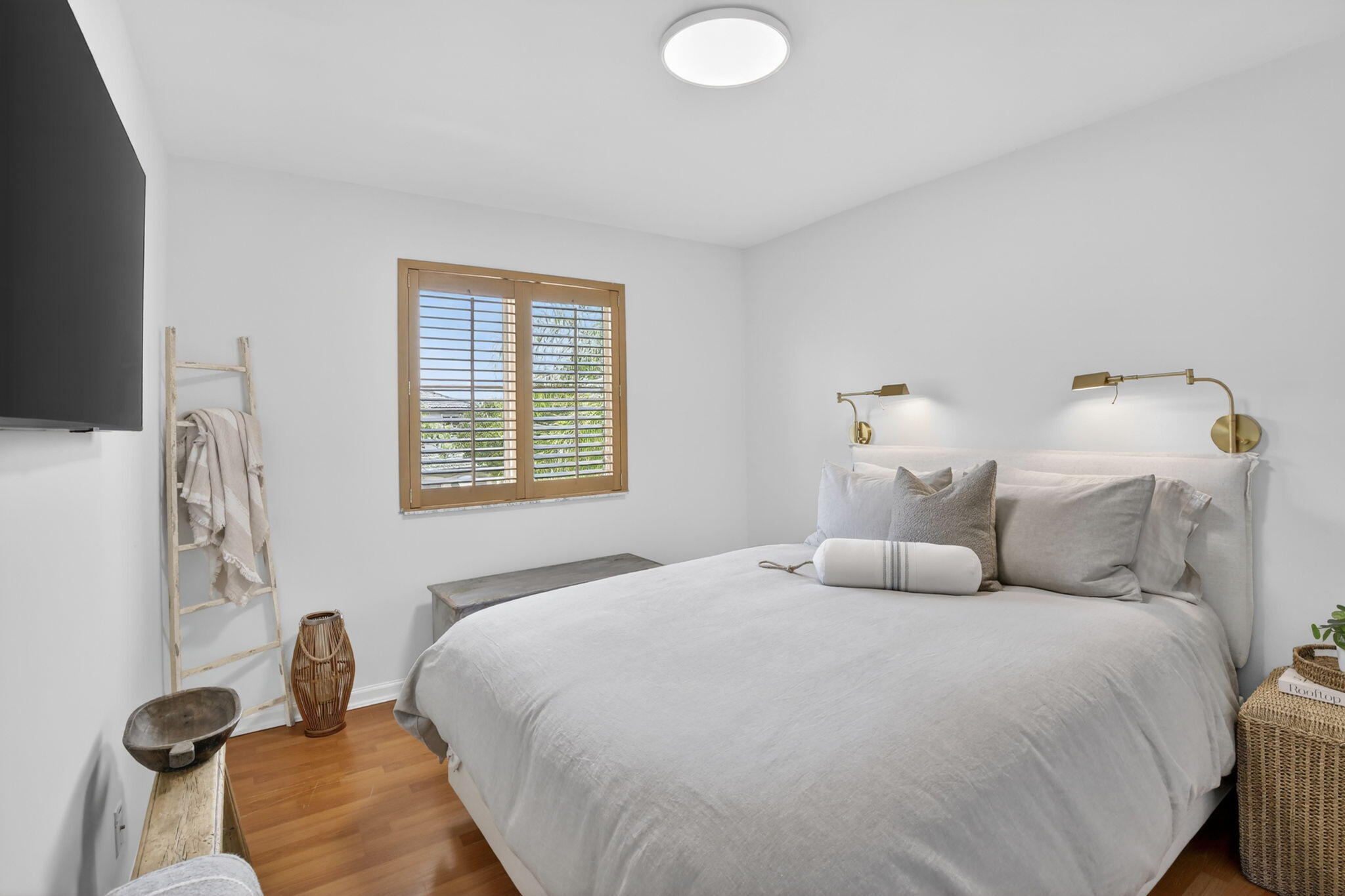 main property photo 61