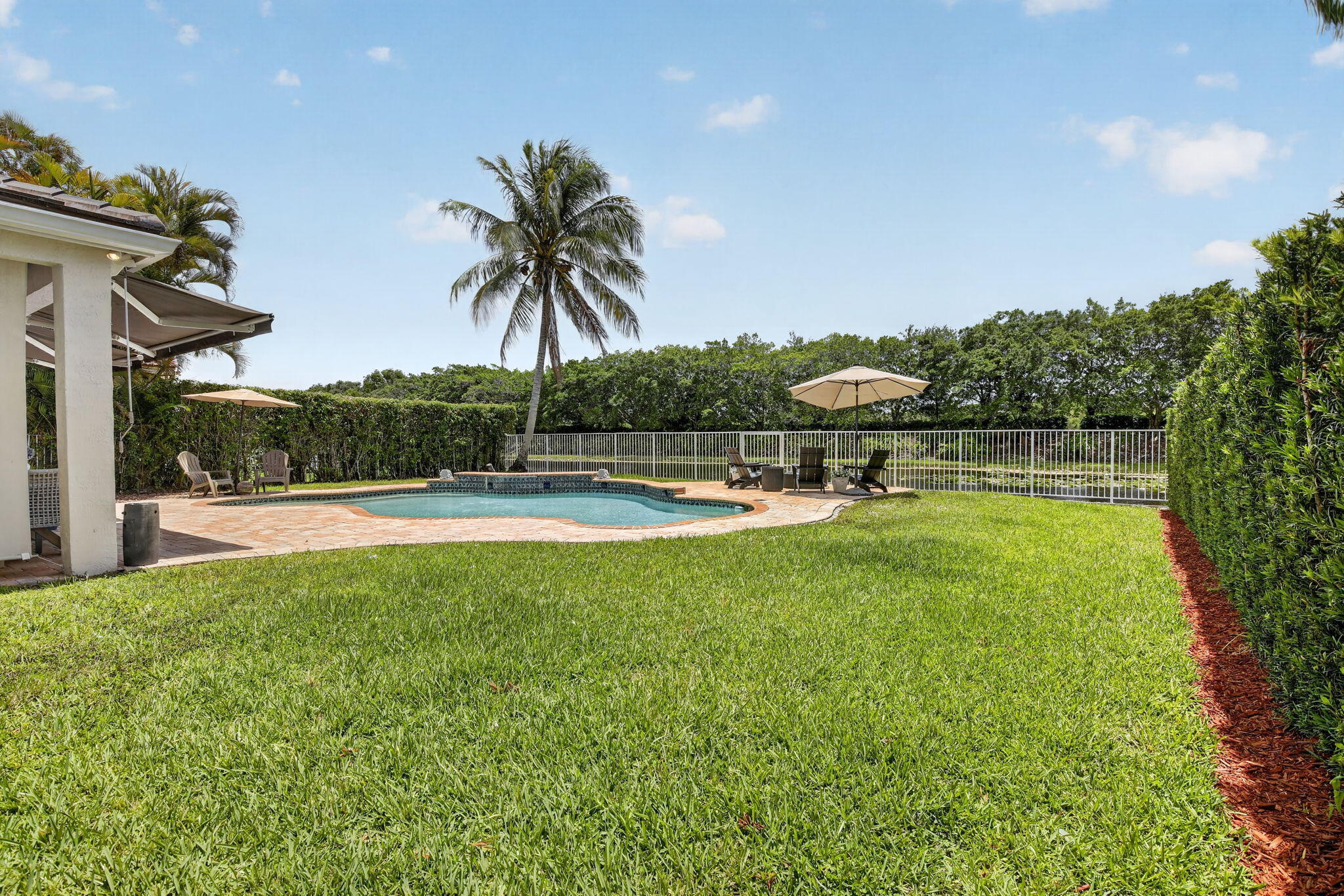 main property photo 75