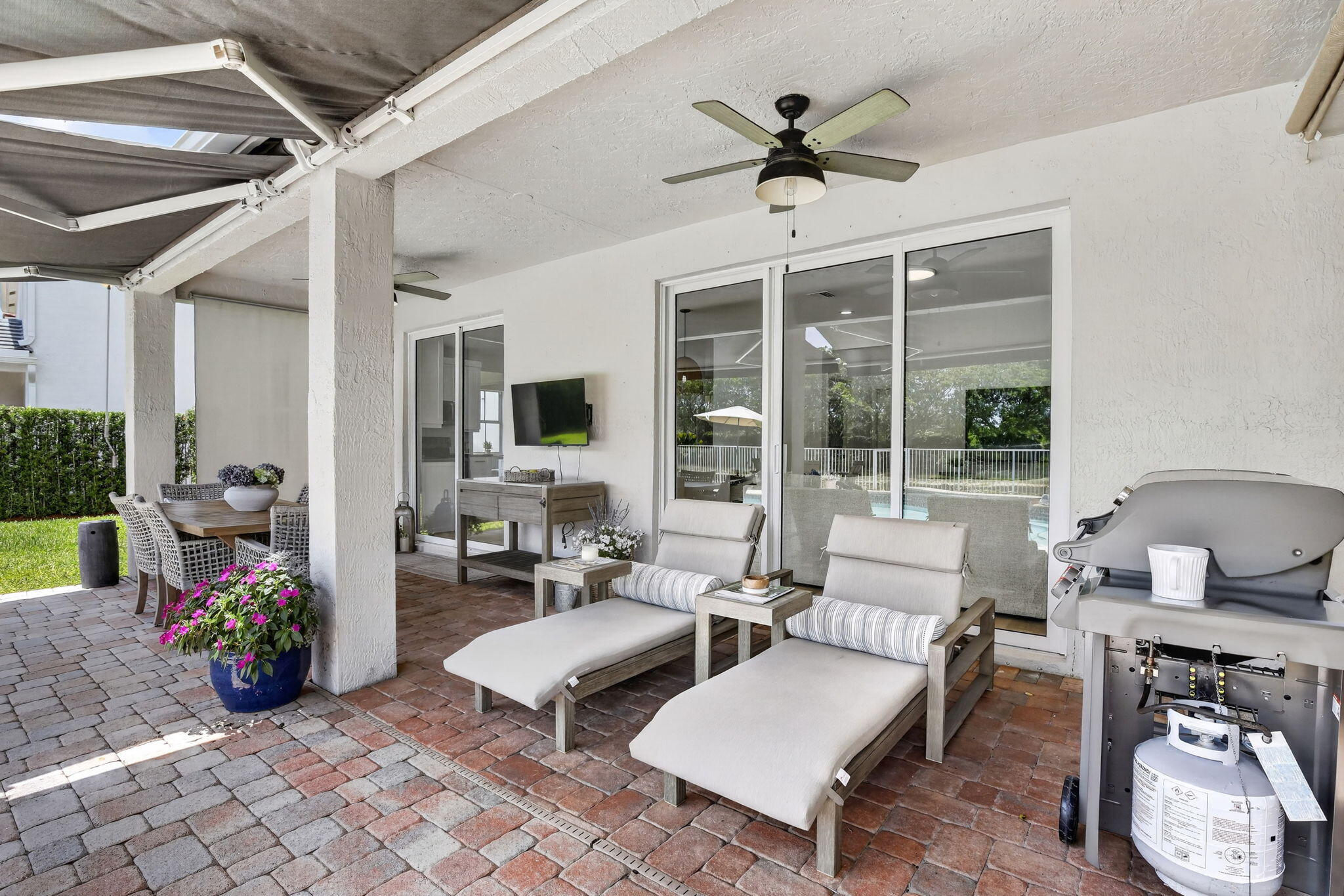 main property photo 84