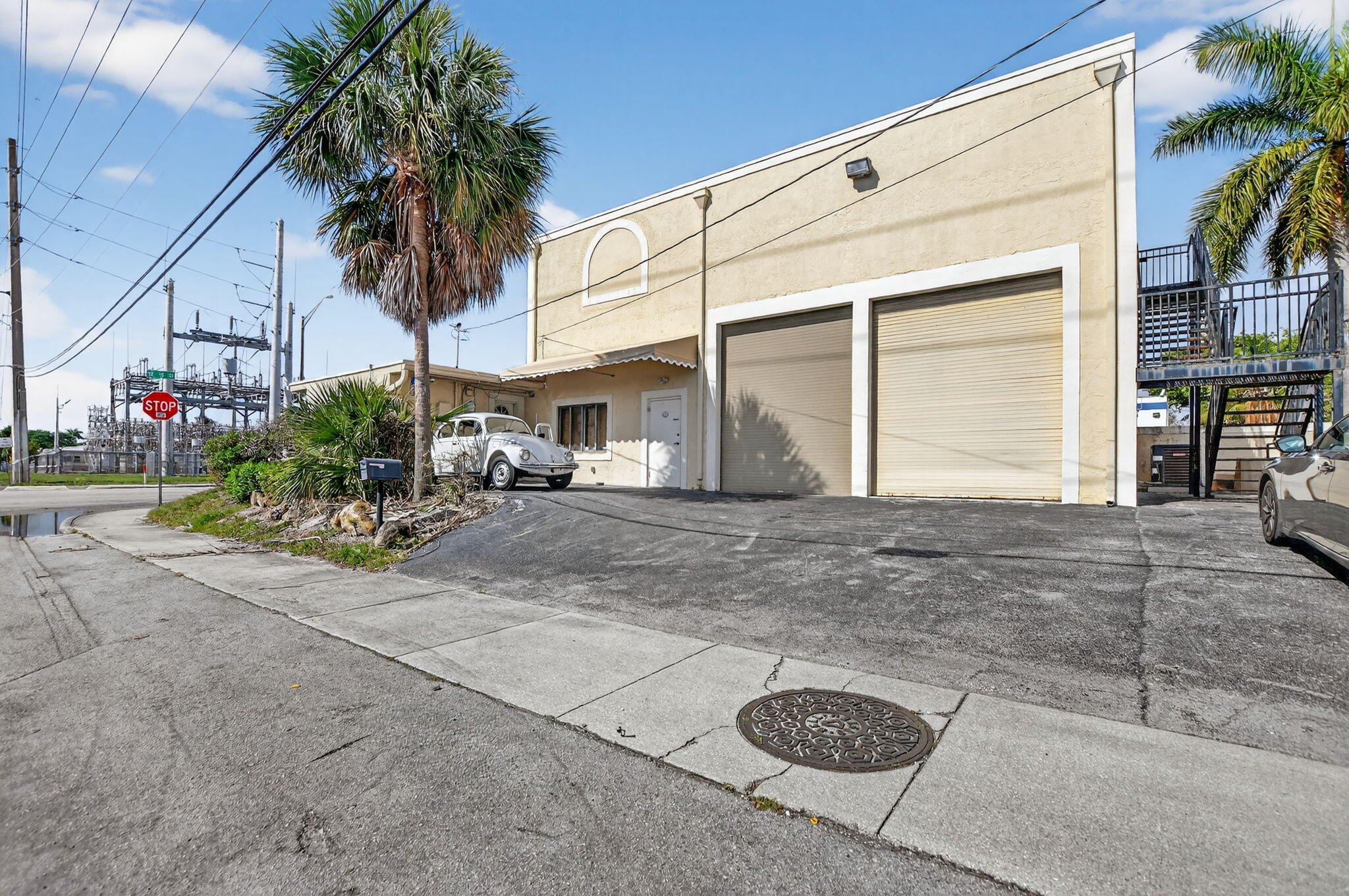 main property photo 6