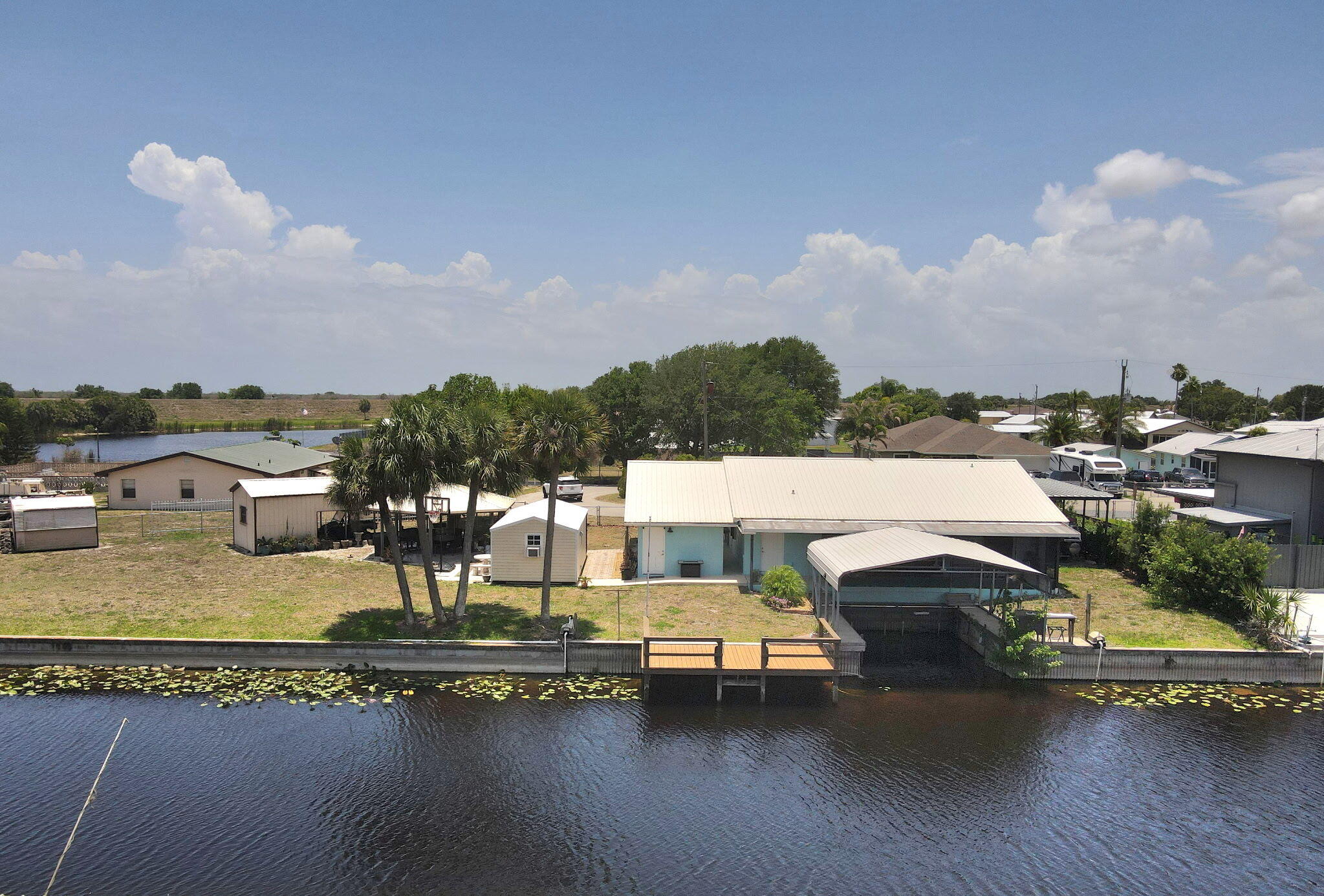 main property photo 37