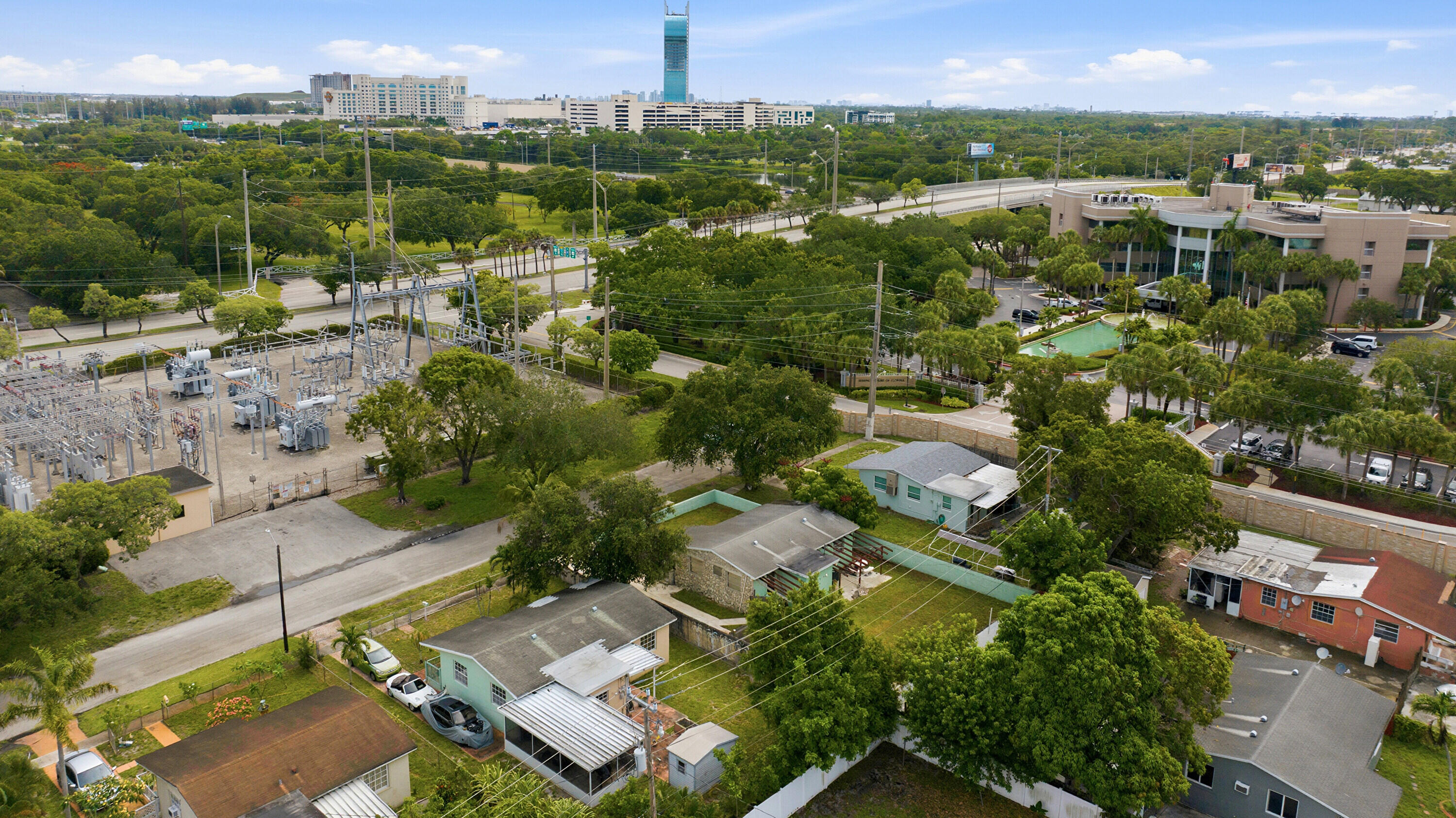 main property photo 23