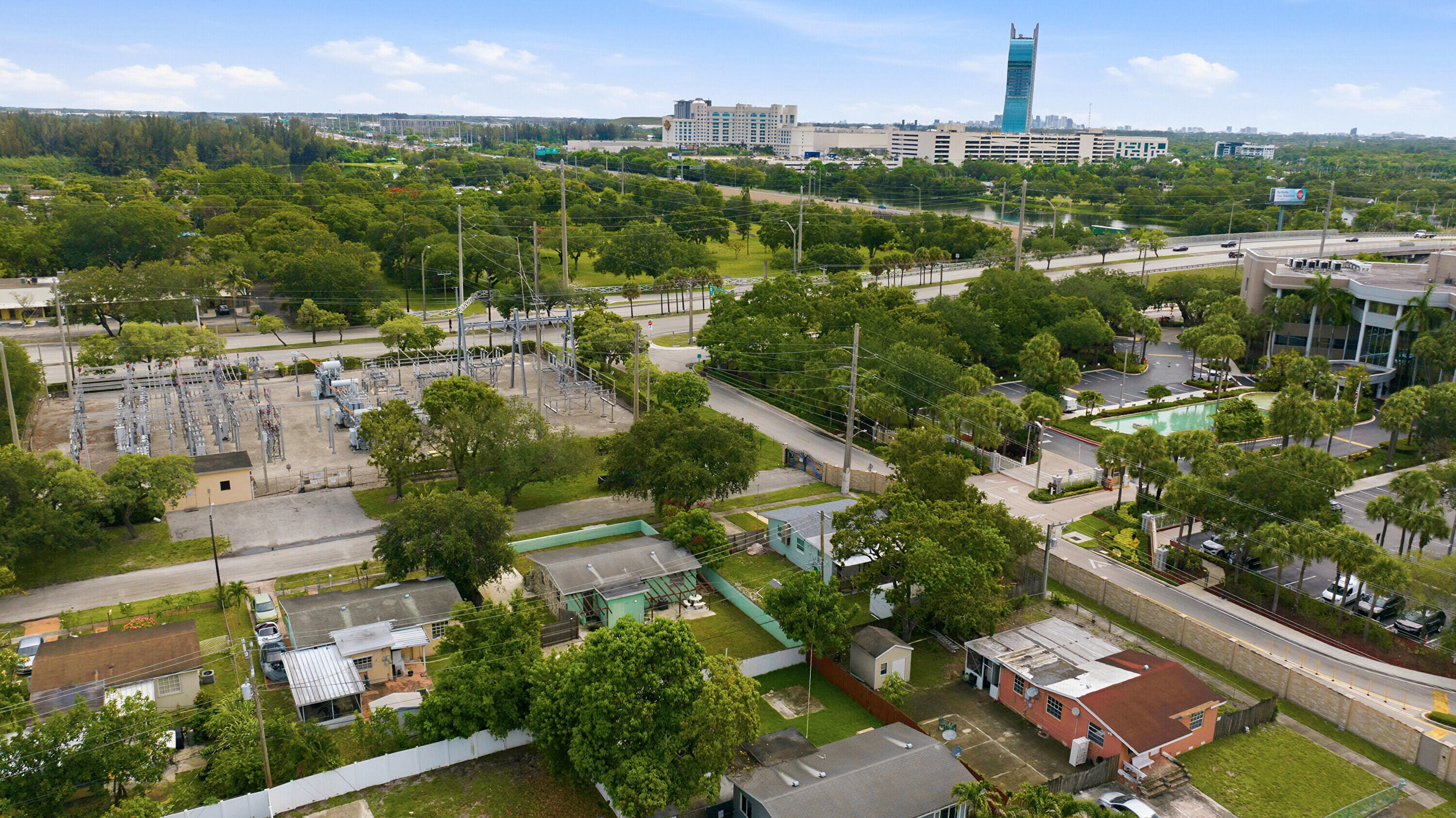 main property photo 24