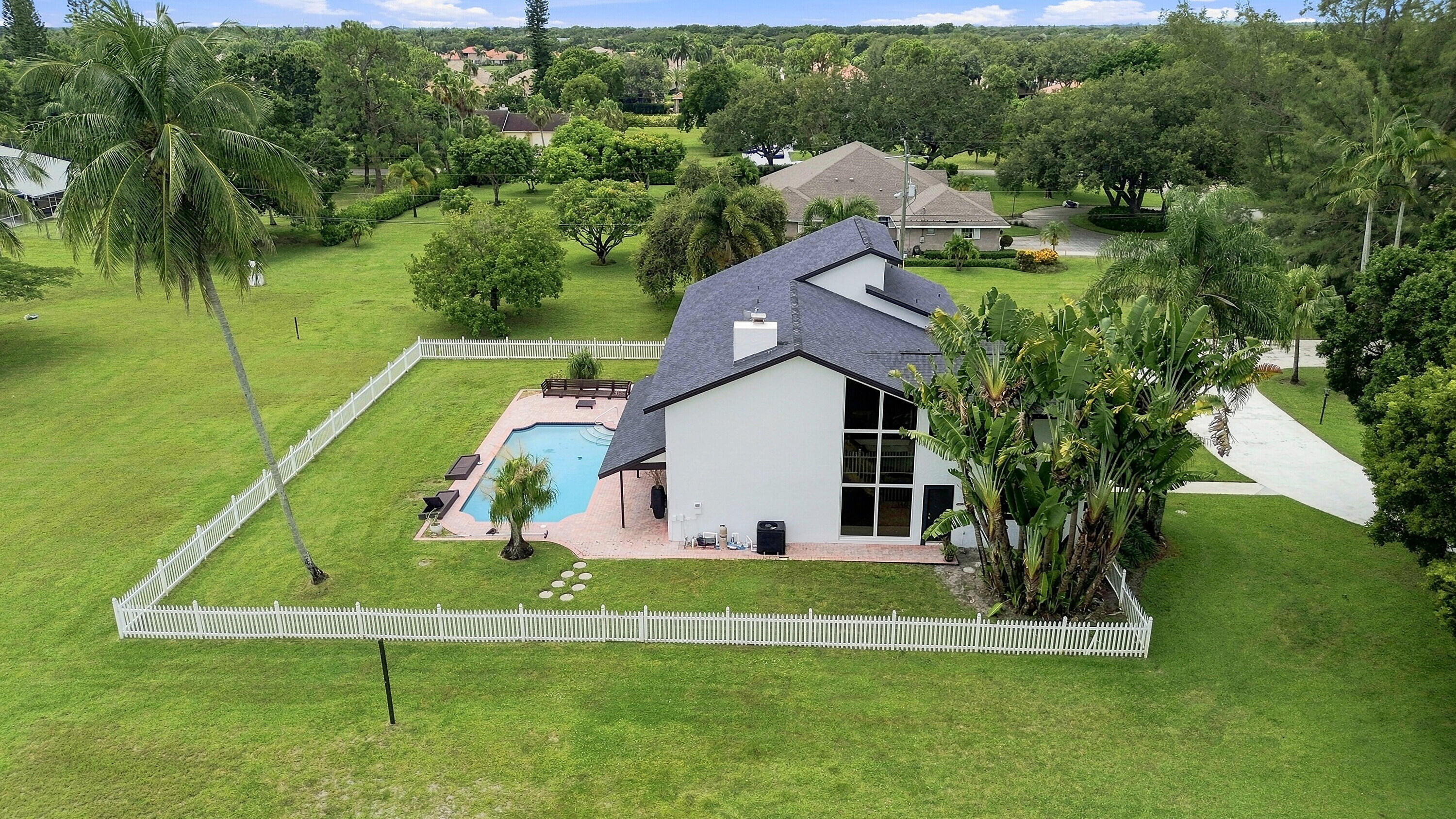 main property photo 58