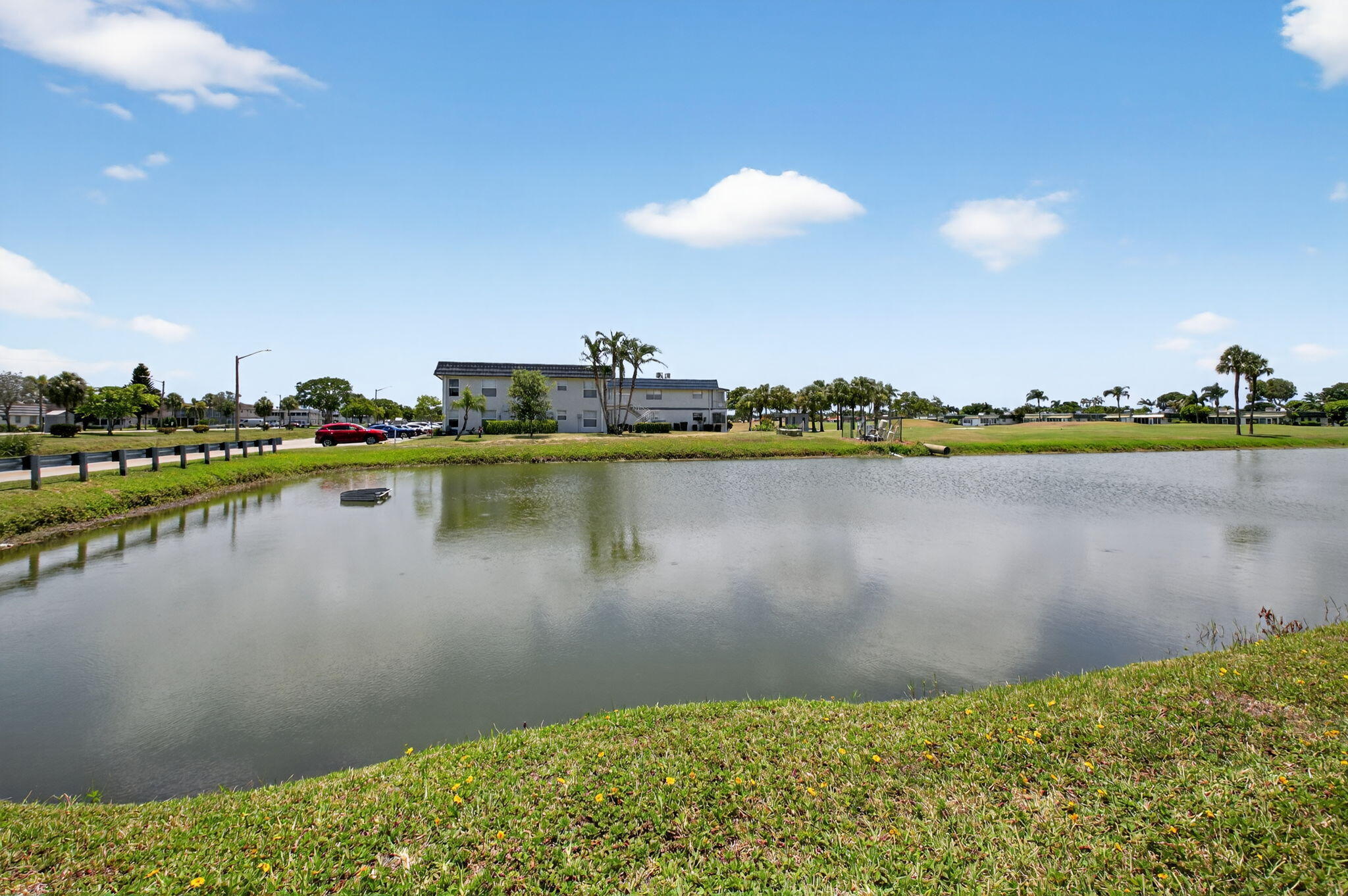 main property photo 19