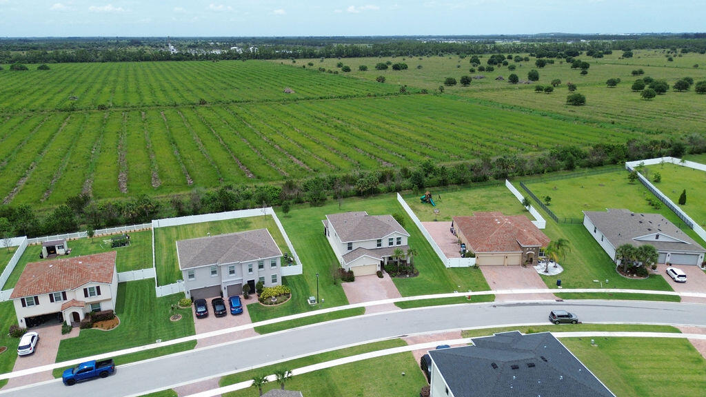 main property photo 51