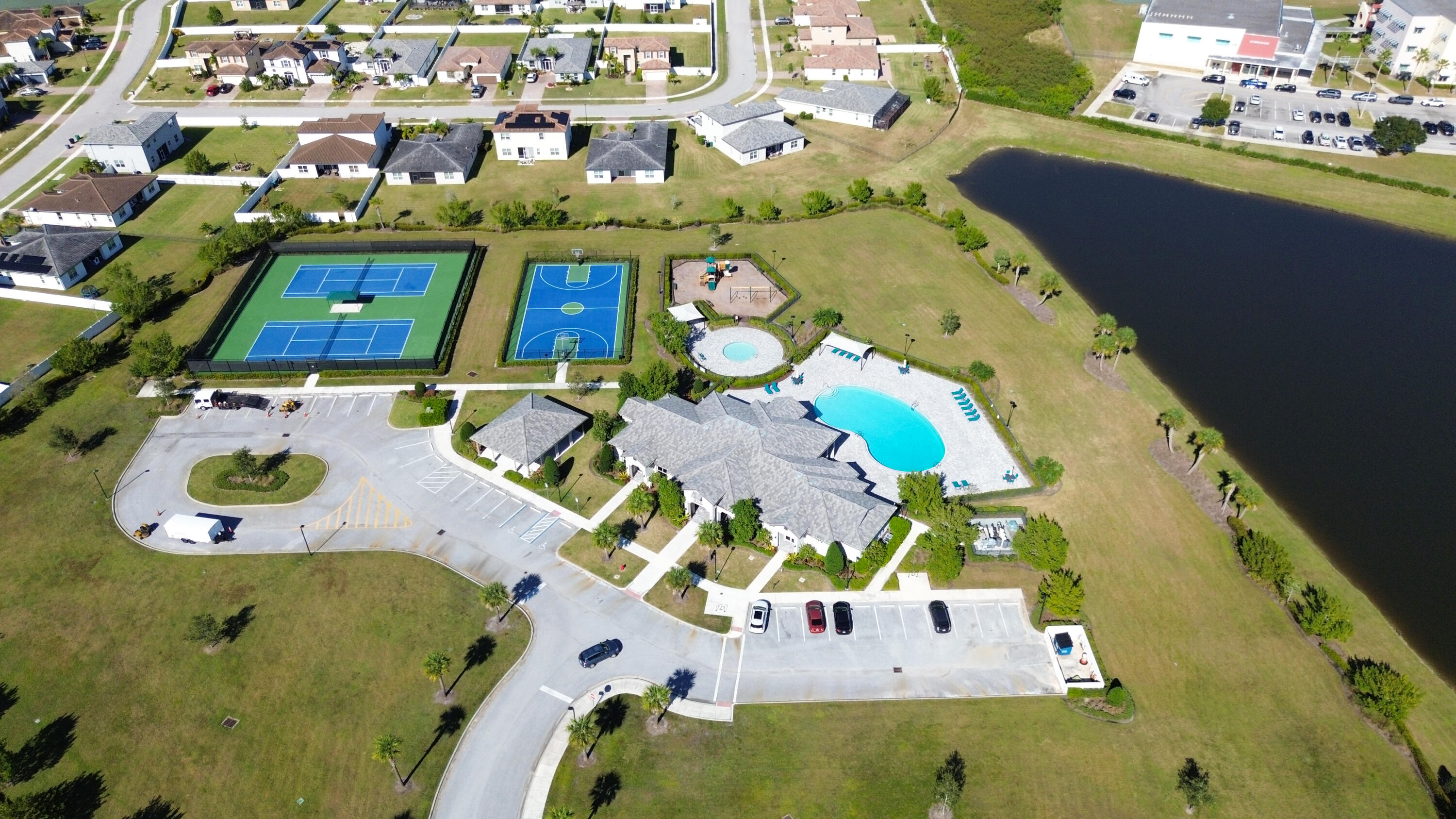 main property photo 75