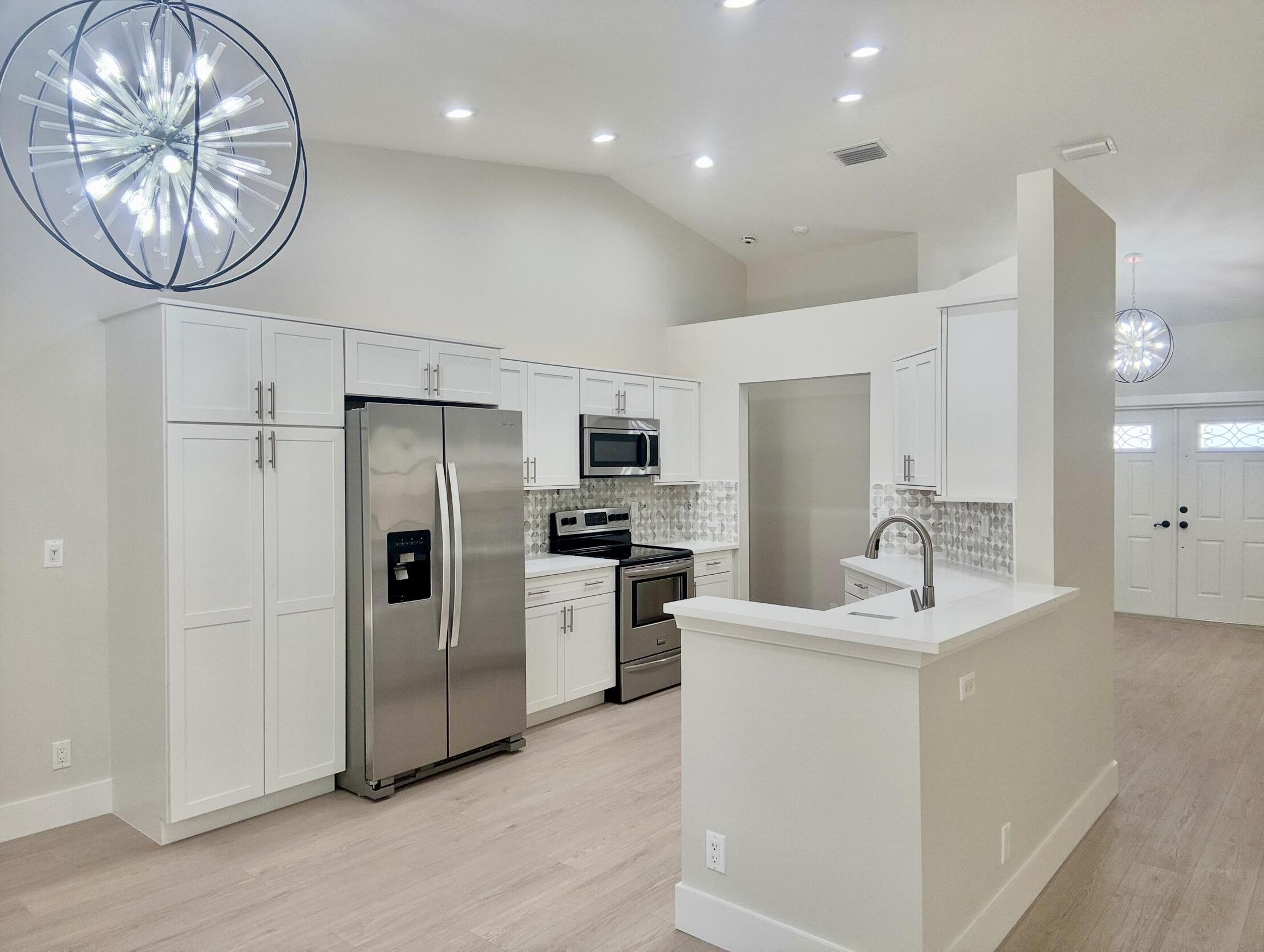 property viewer photo 1