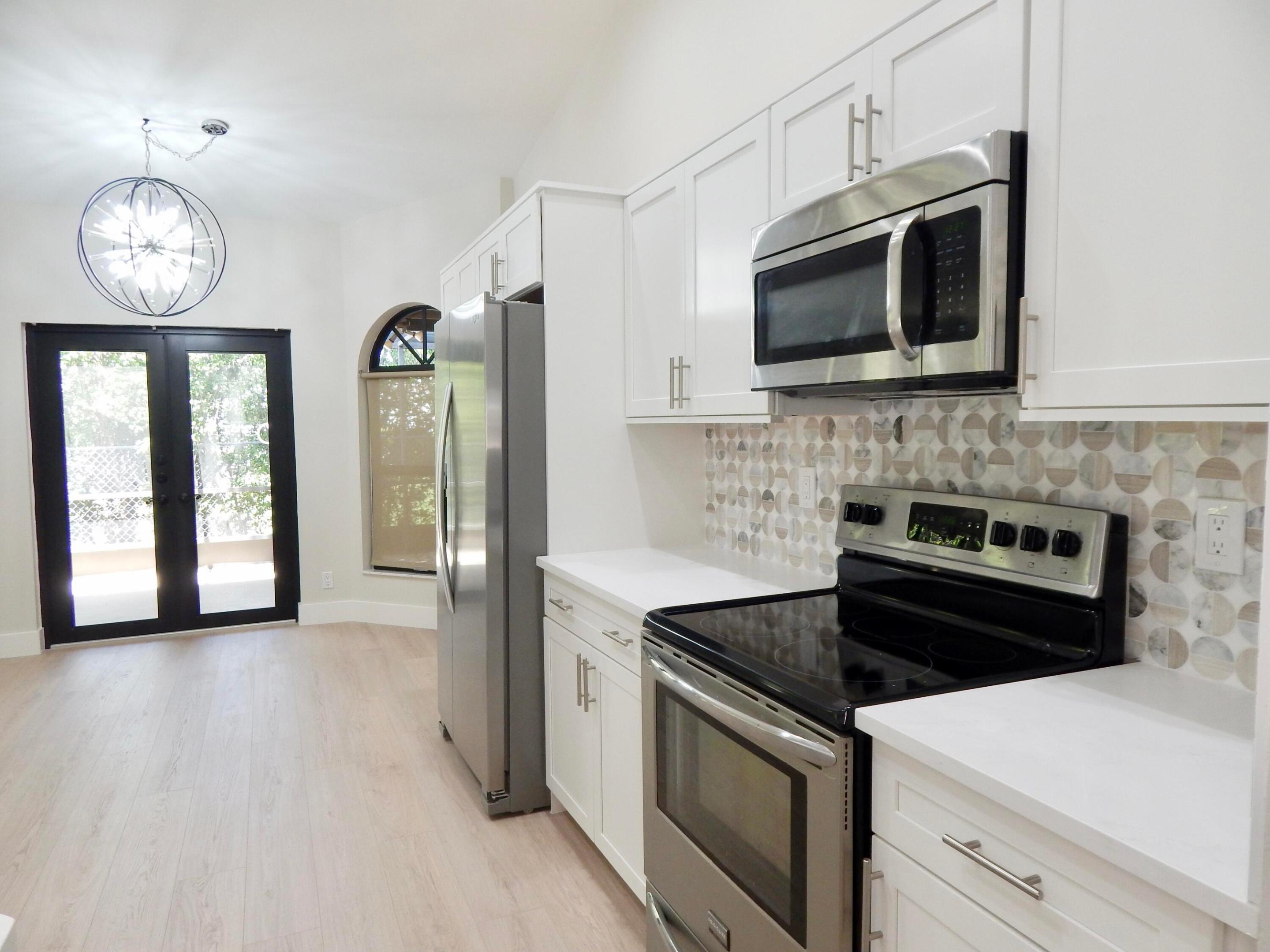property viewer photo 10
