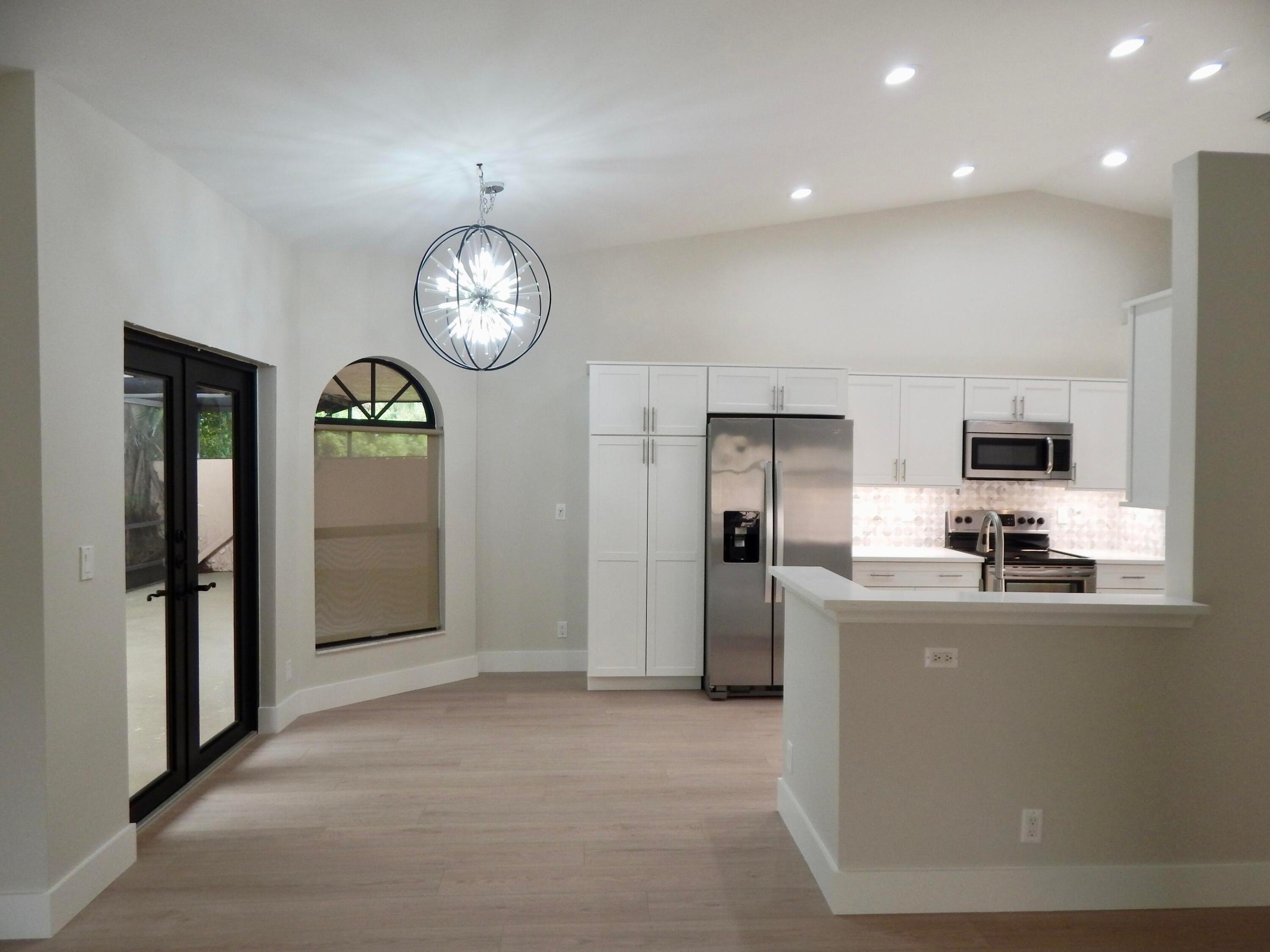property viewer photo 11