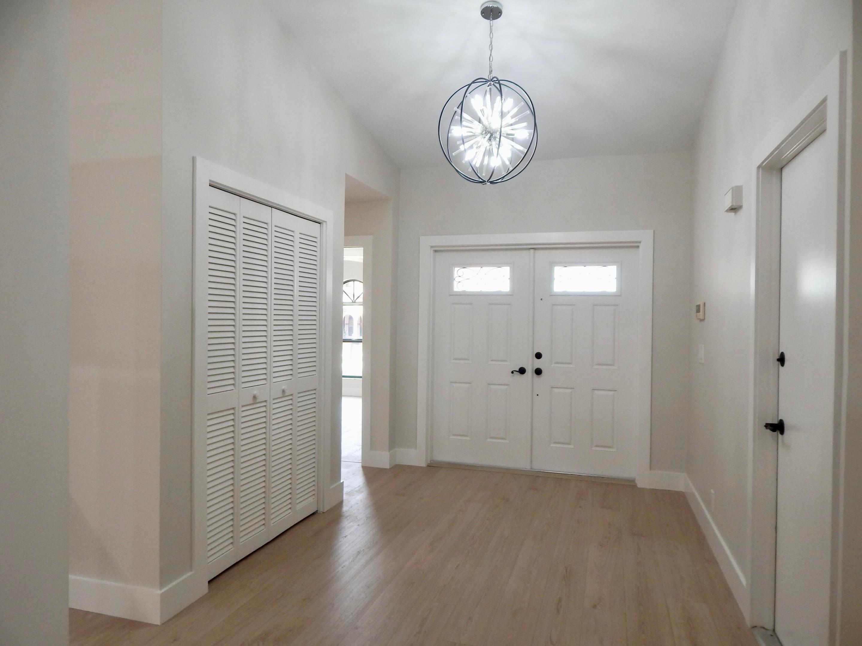 property viewer photo 26