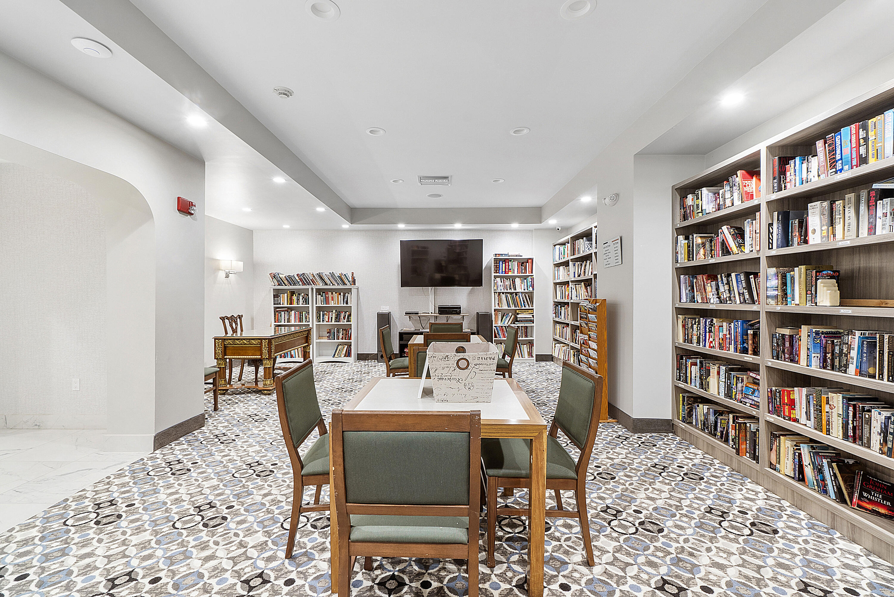 main property photo 29