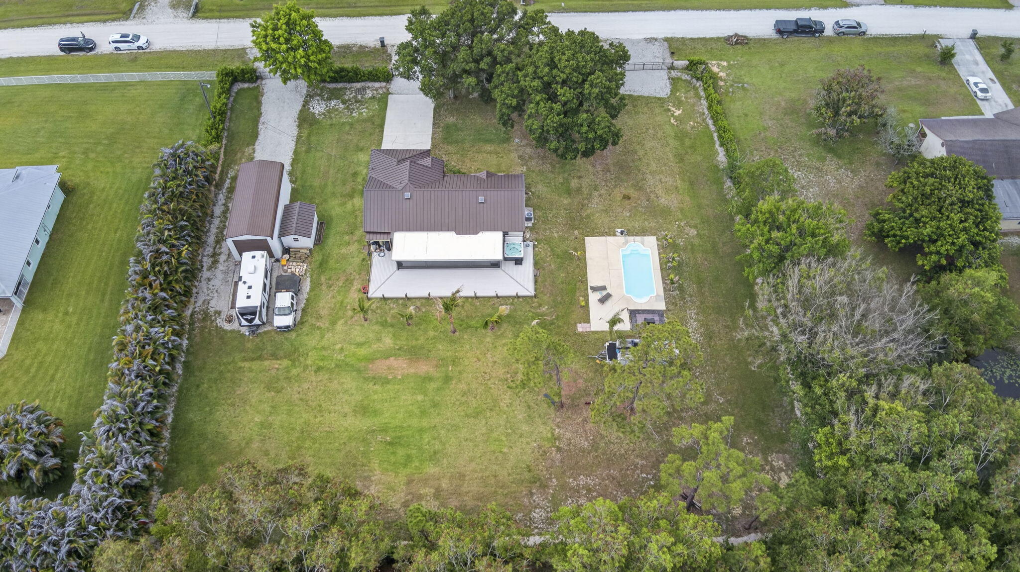 main property photo 48