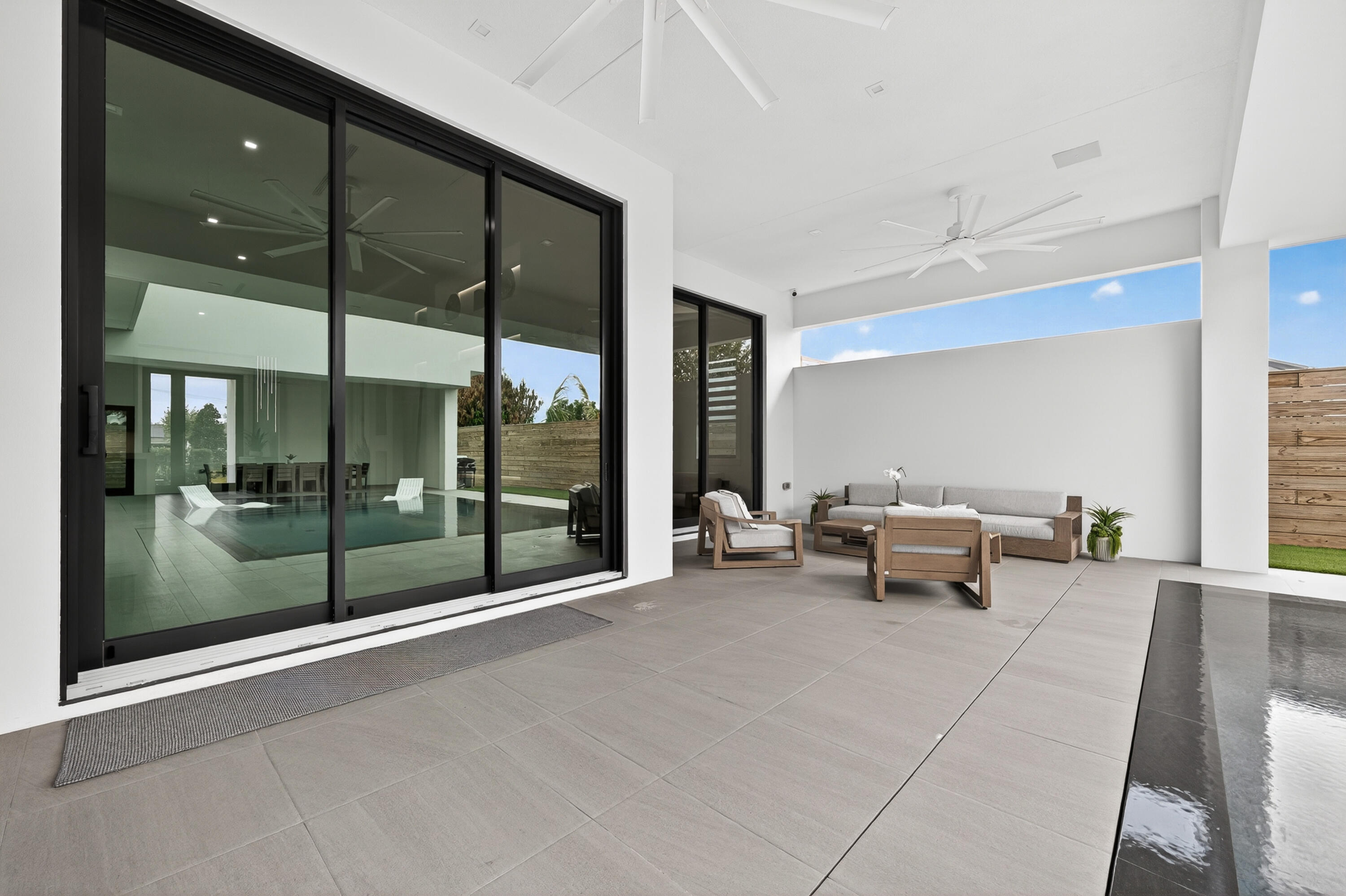 main property photo 59