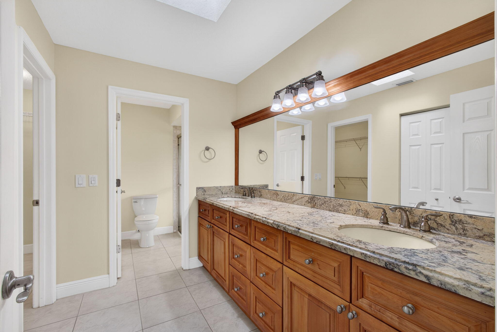 main property photo 42