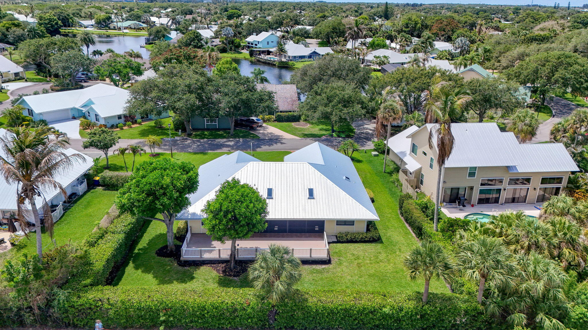 main property photo 75