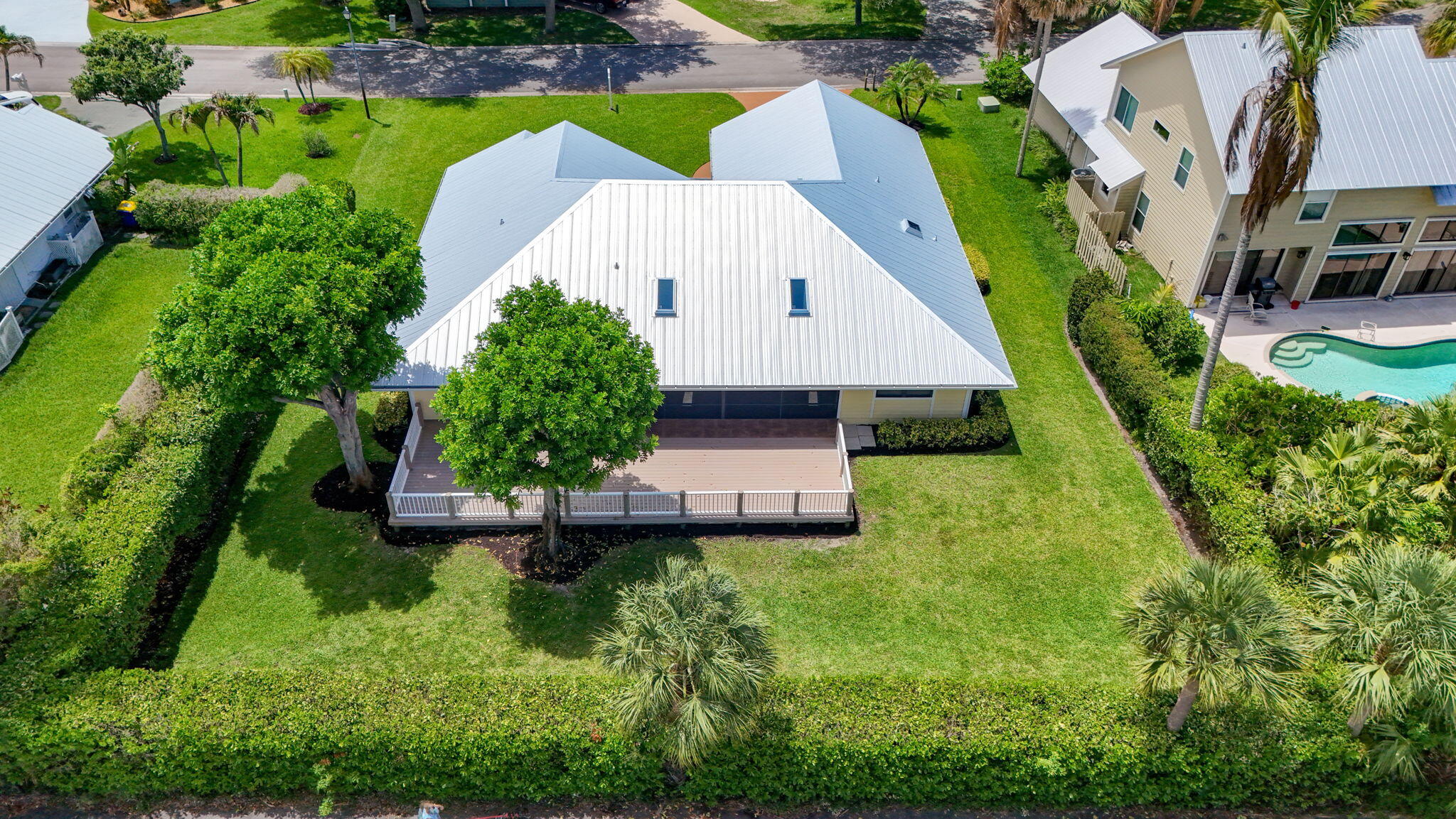 main property photo 76