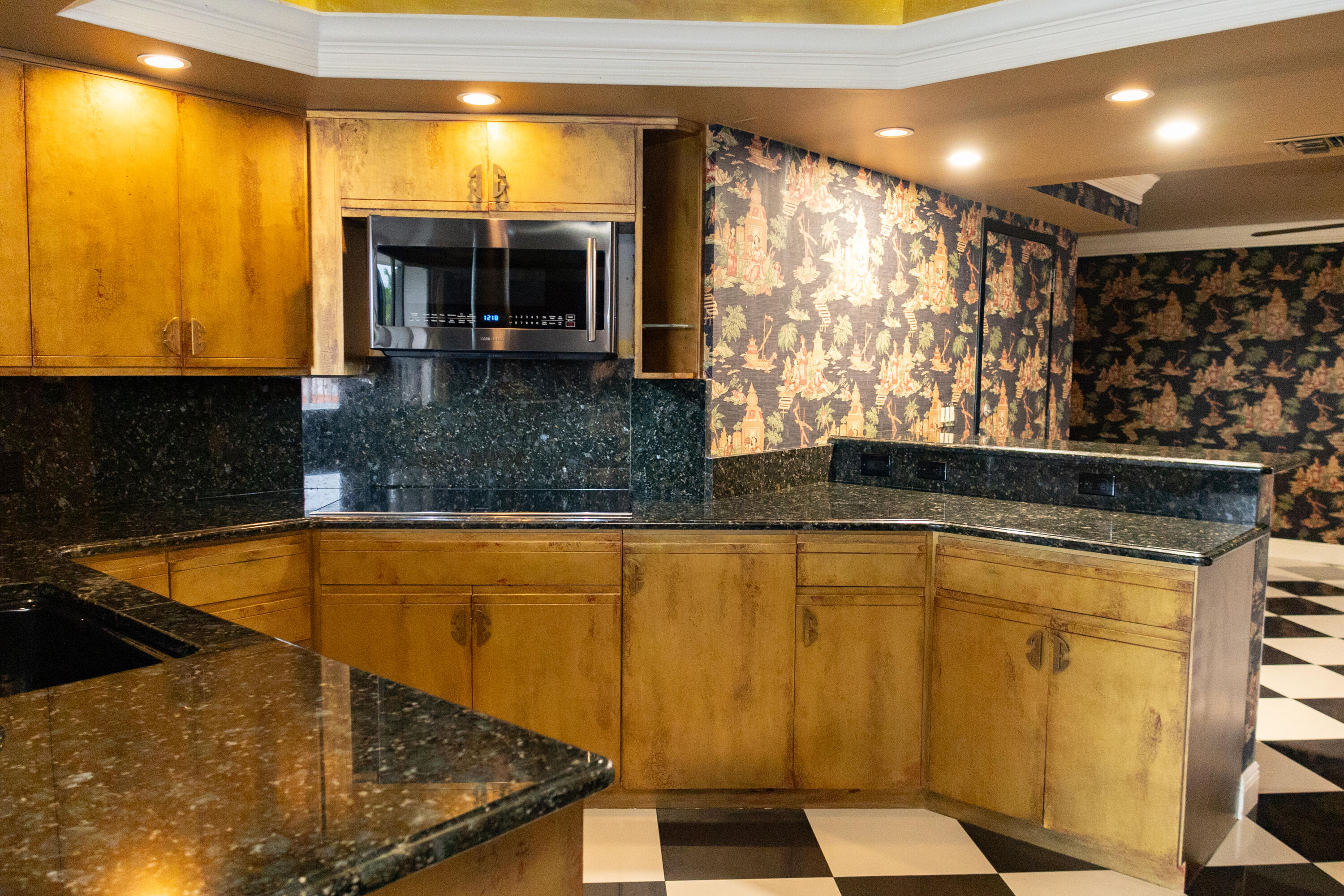 main property photo 16