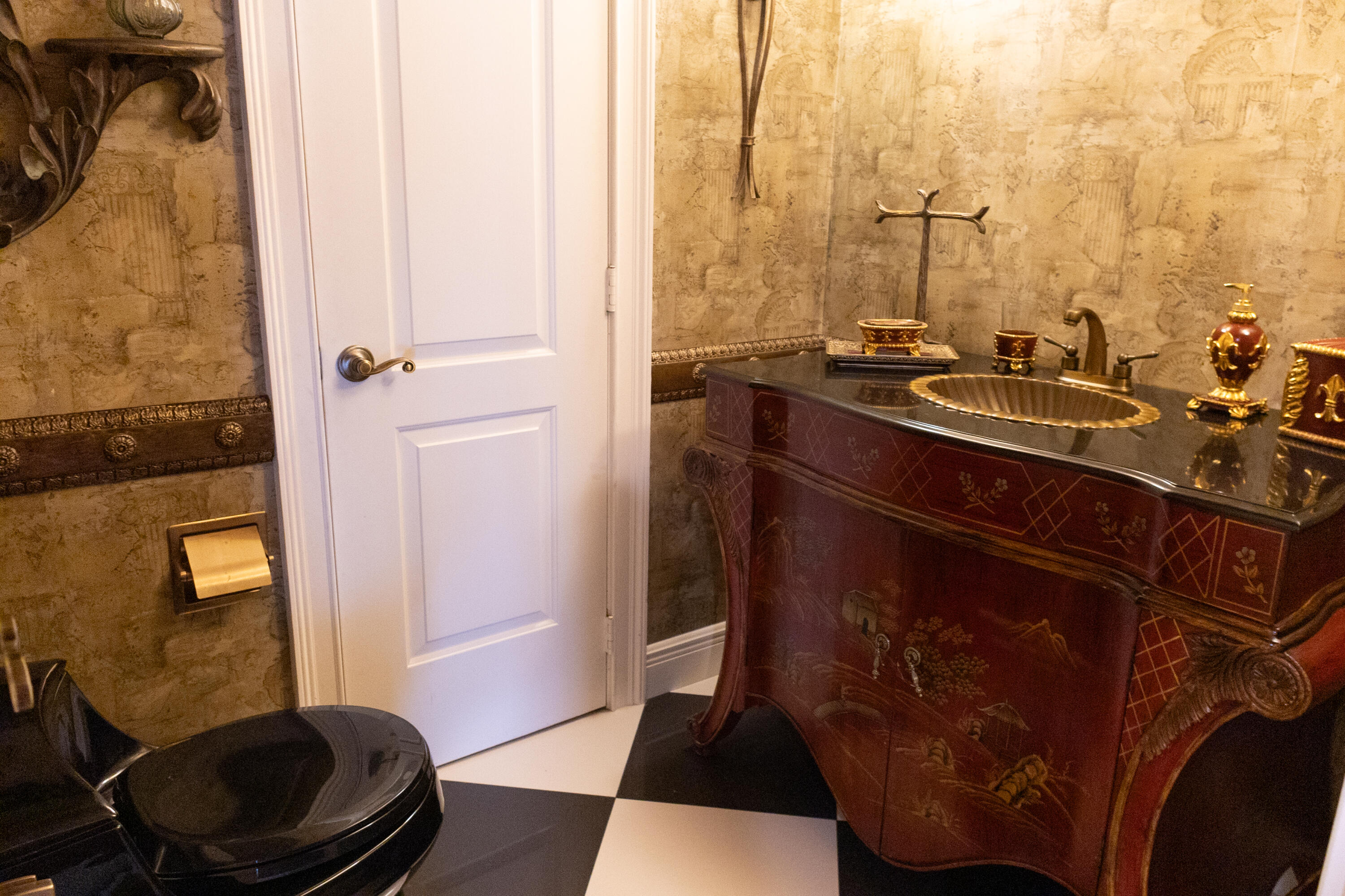 main property photo 26