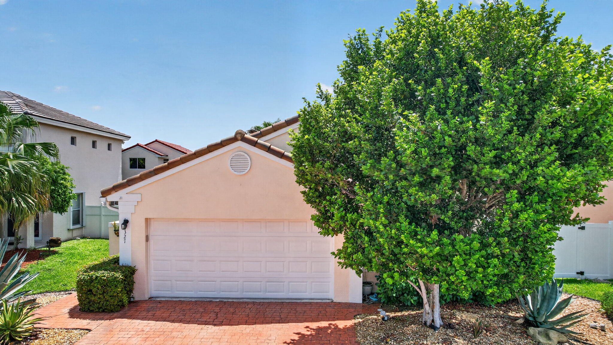main property photo 53
