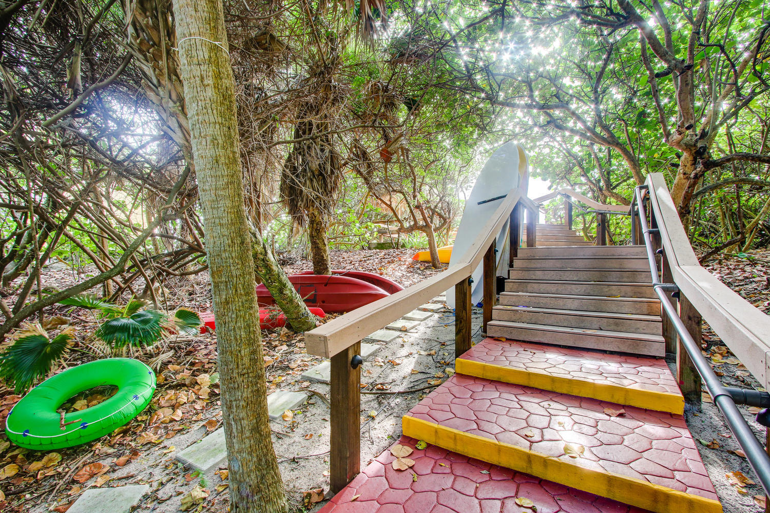 main property photo 41