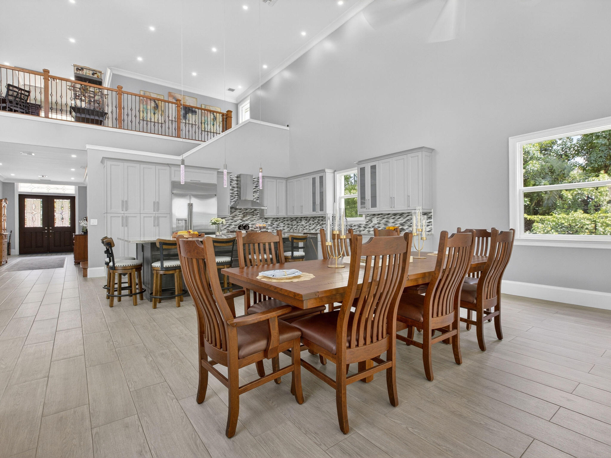 main property photo 45