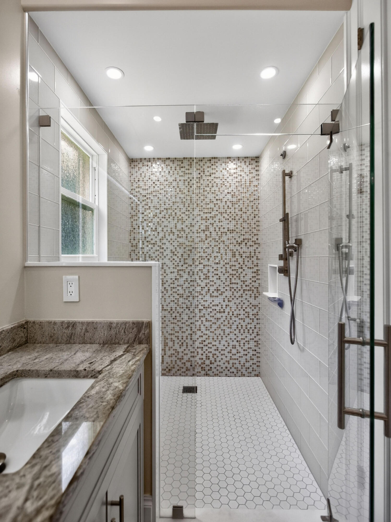 main property photo 85