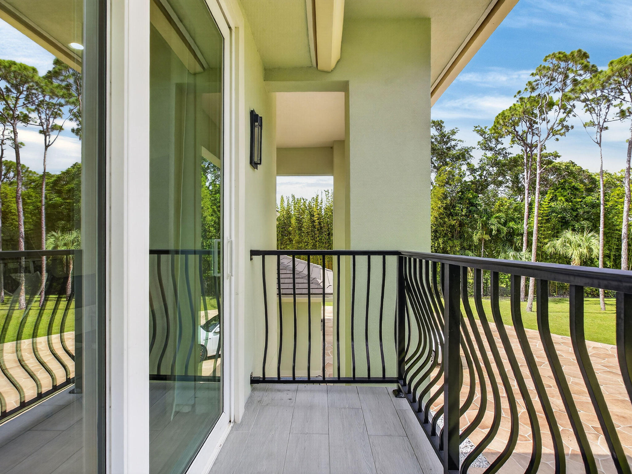 main property photo 90