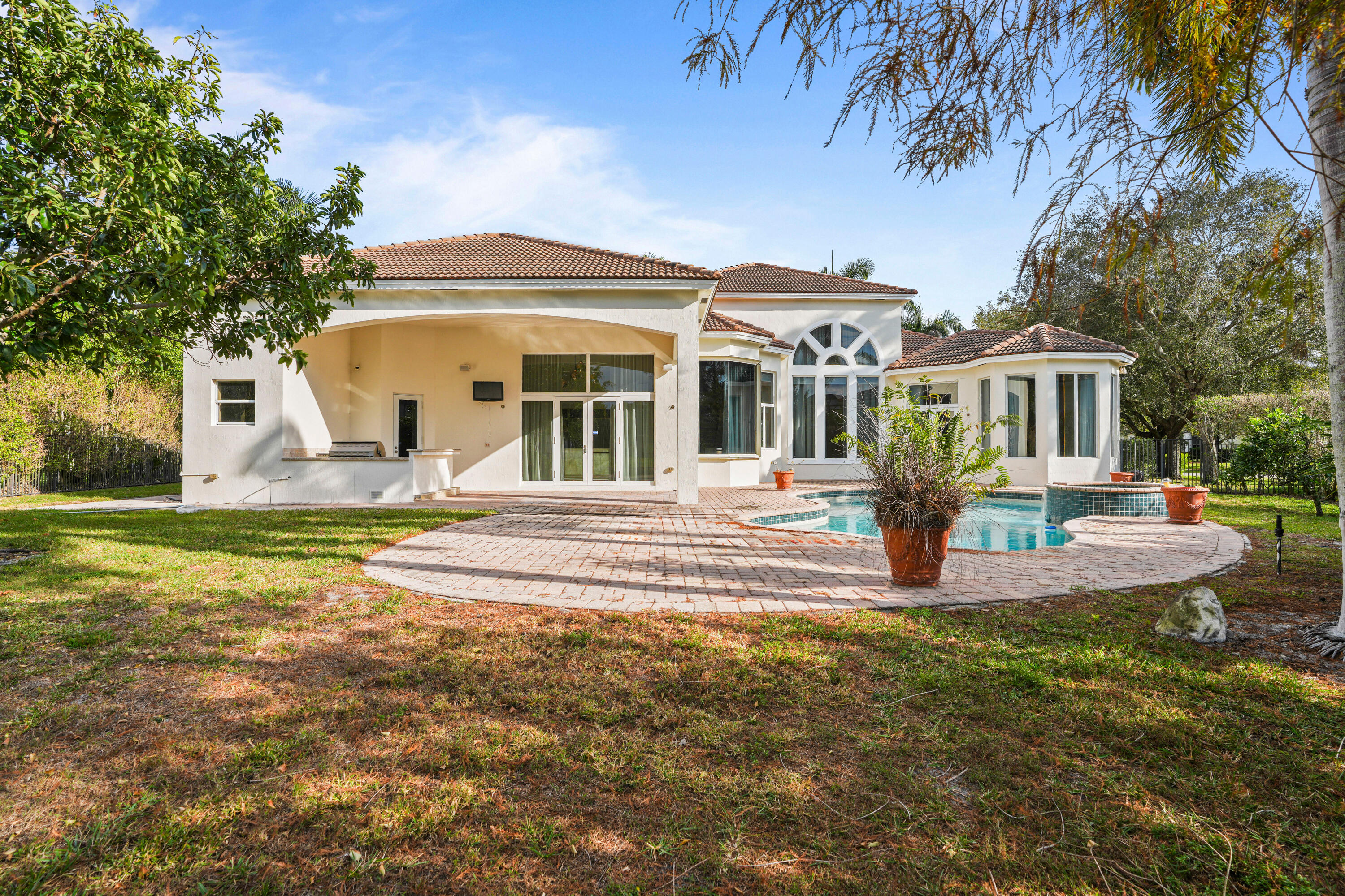 main property photo 68