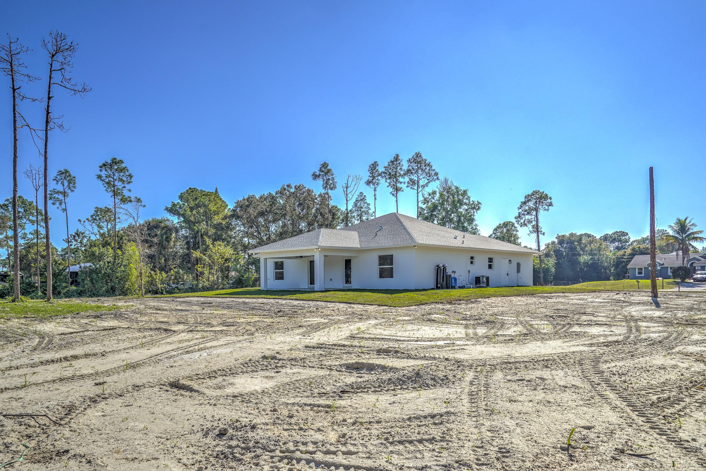 main property photo 59