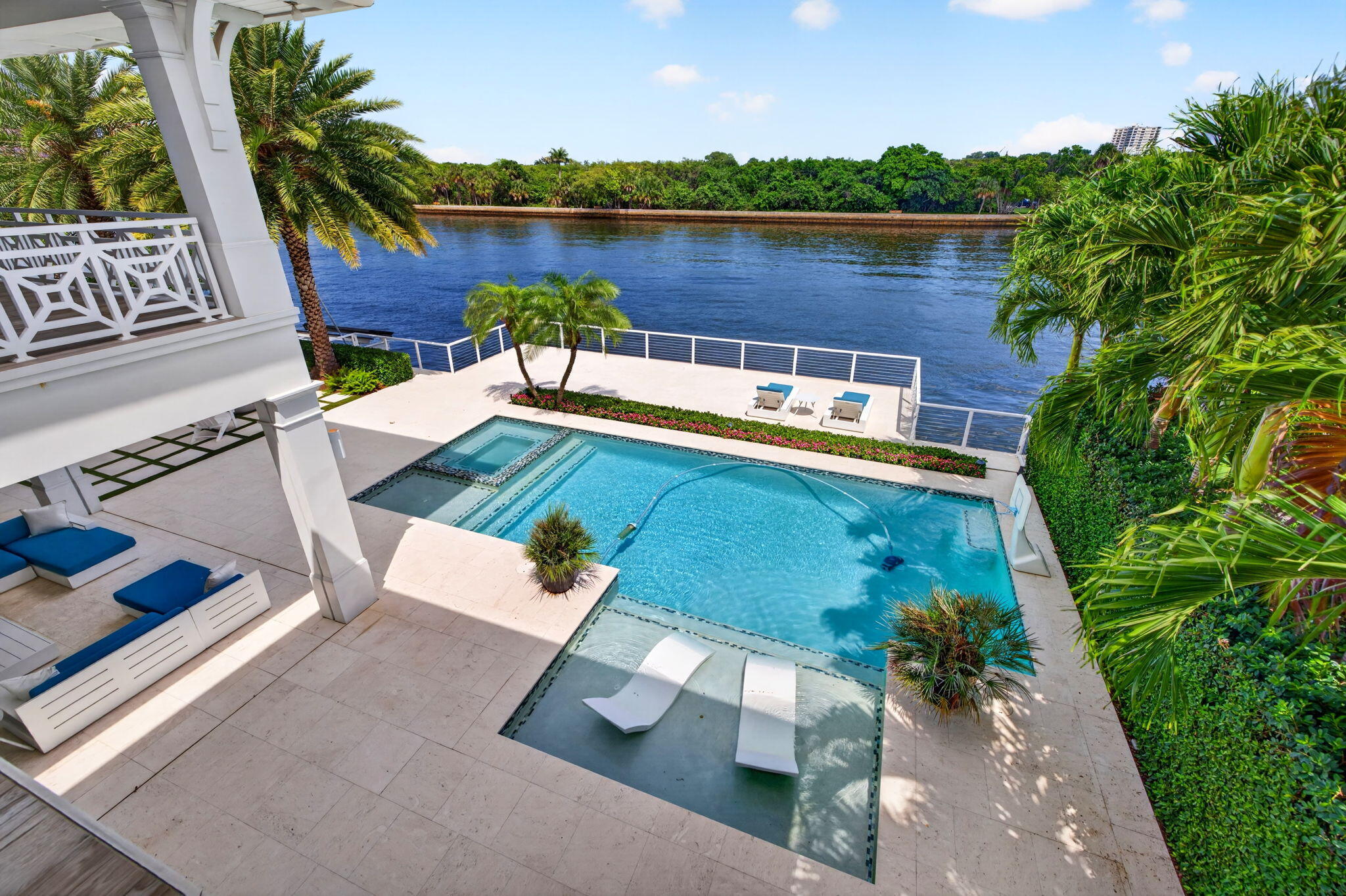 main property photo 59