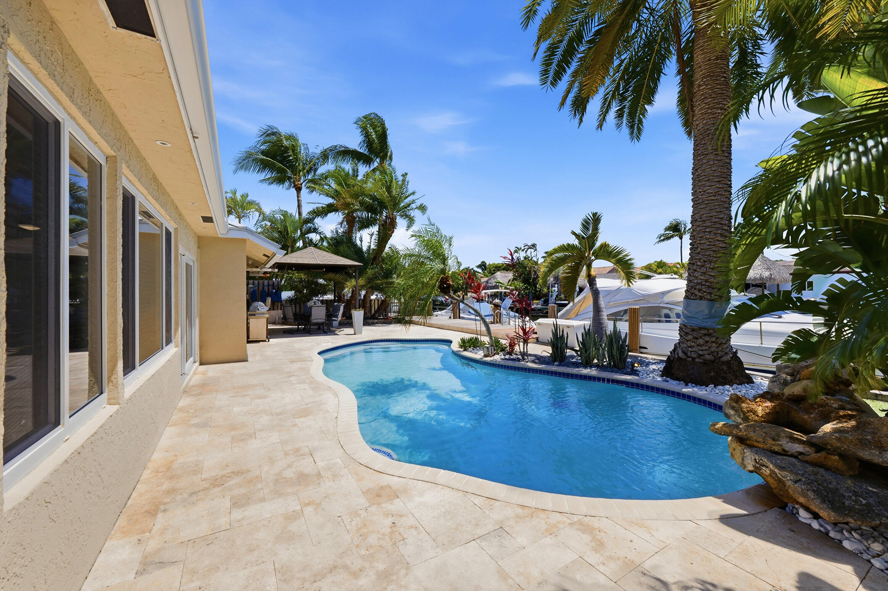 main property photo 60