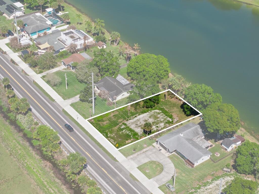 main property photo 15