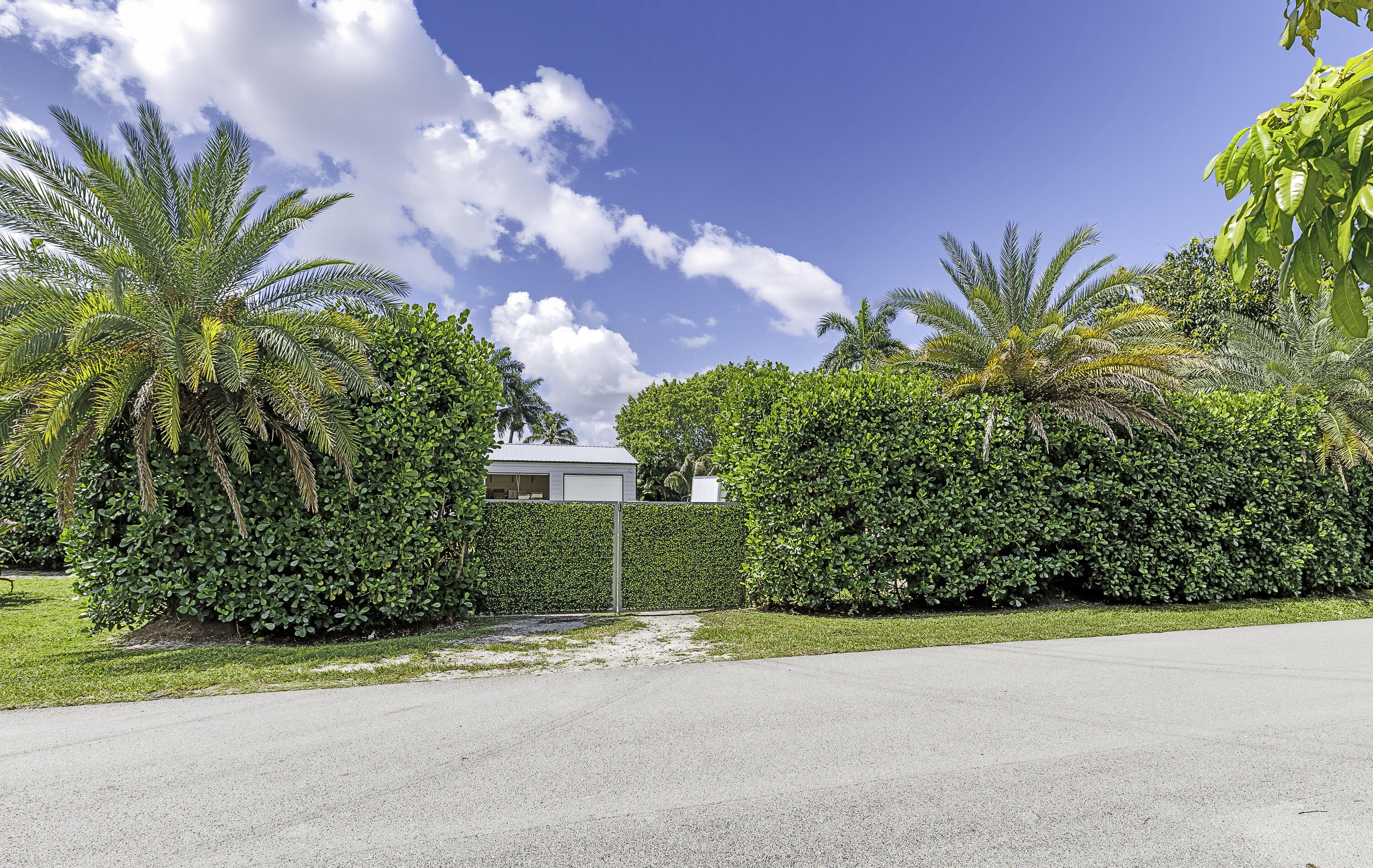 main property photo 59