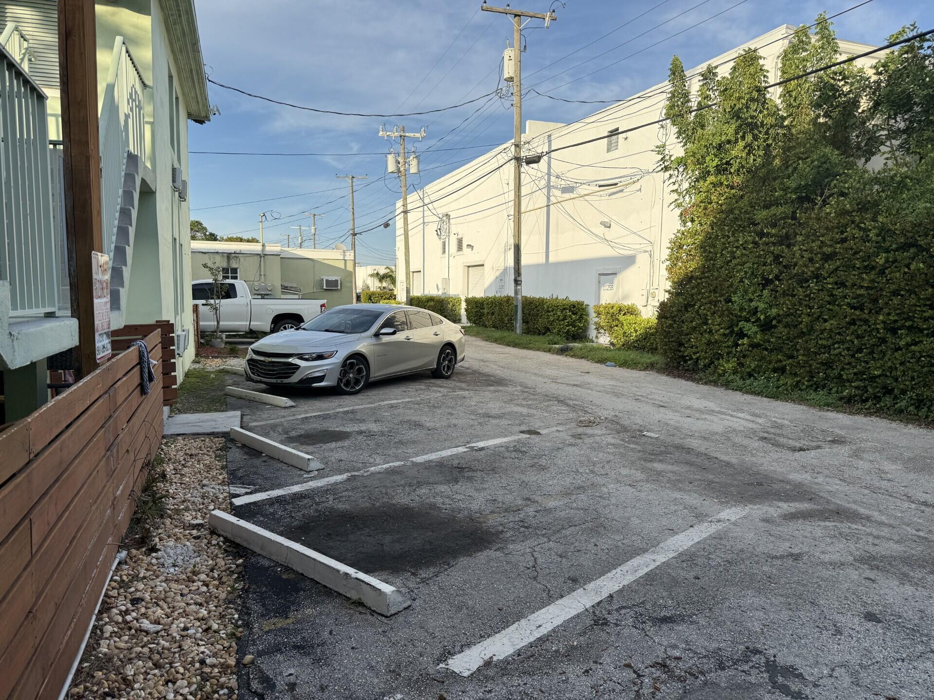 main property photo 10