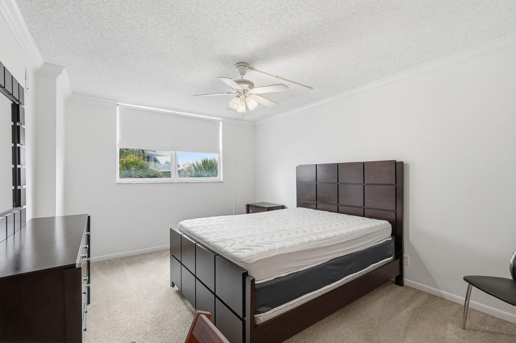 property viewer photo 12