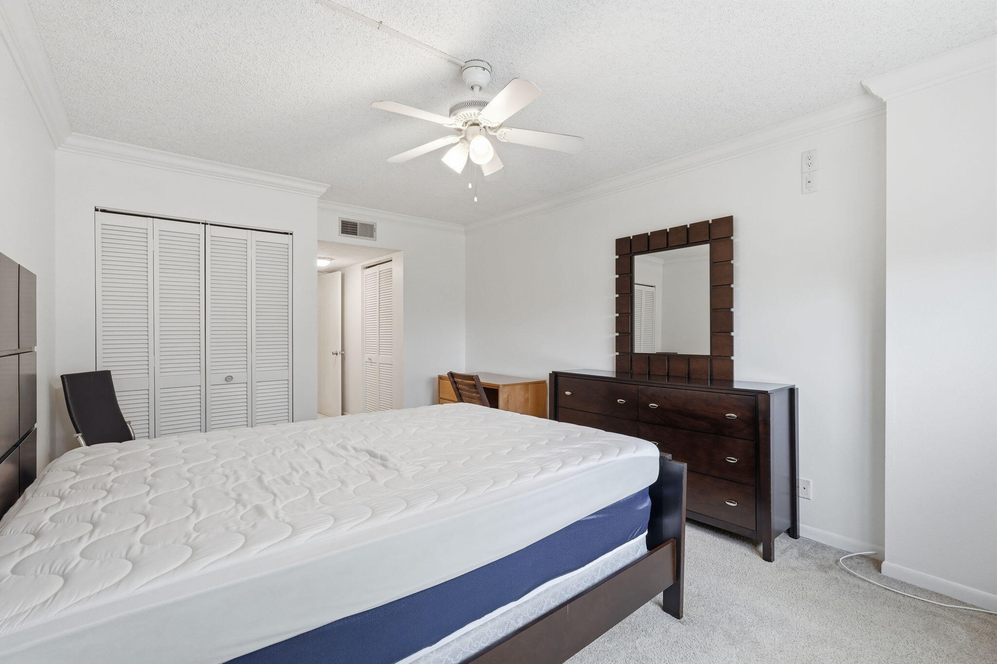 property viewer photo 14
