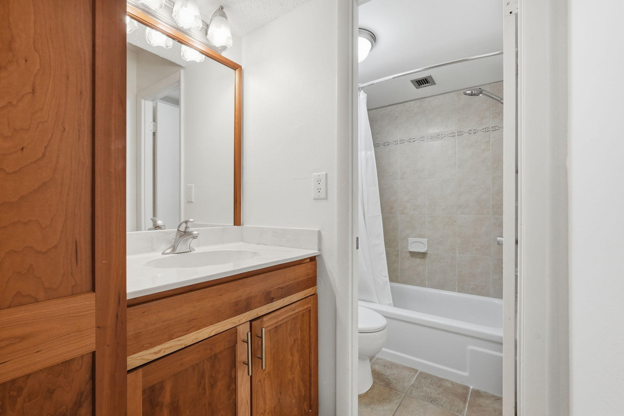 property viewer photo 17