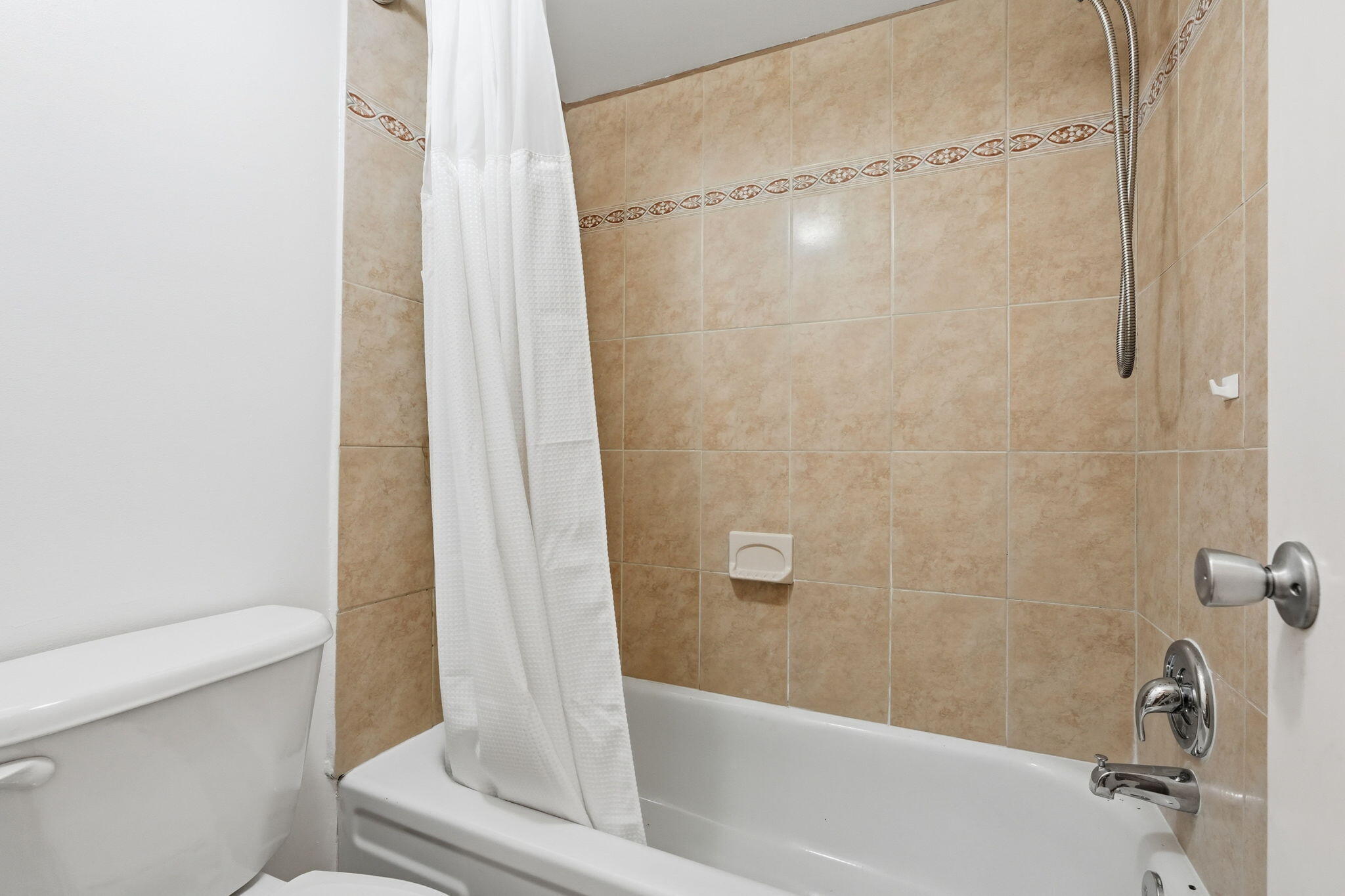 property viewer photo 18