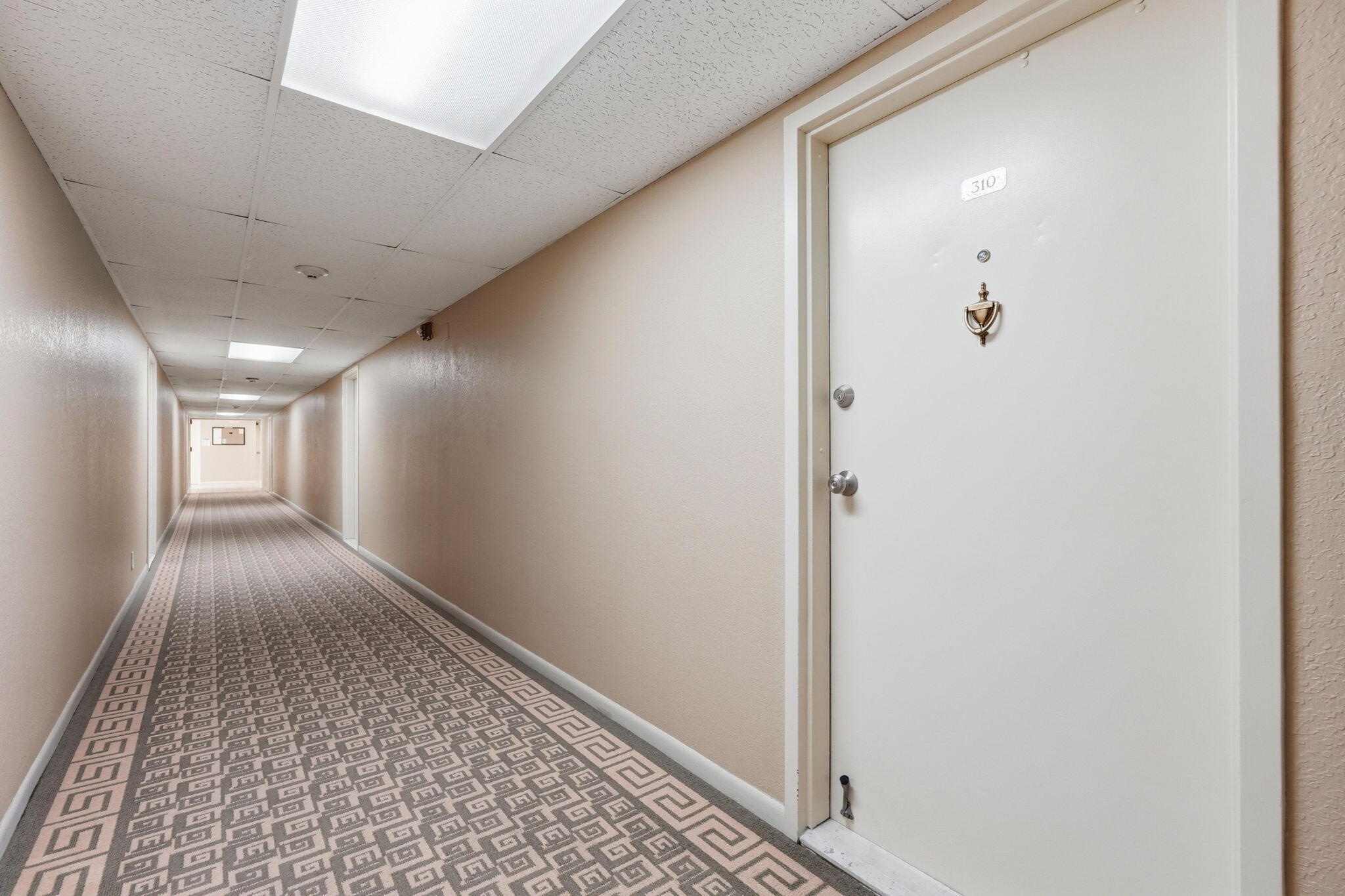 property viewer photo 20