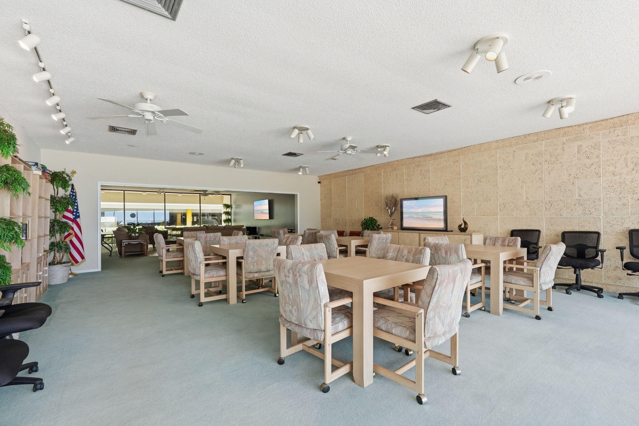 property viewer photo 23