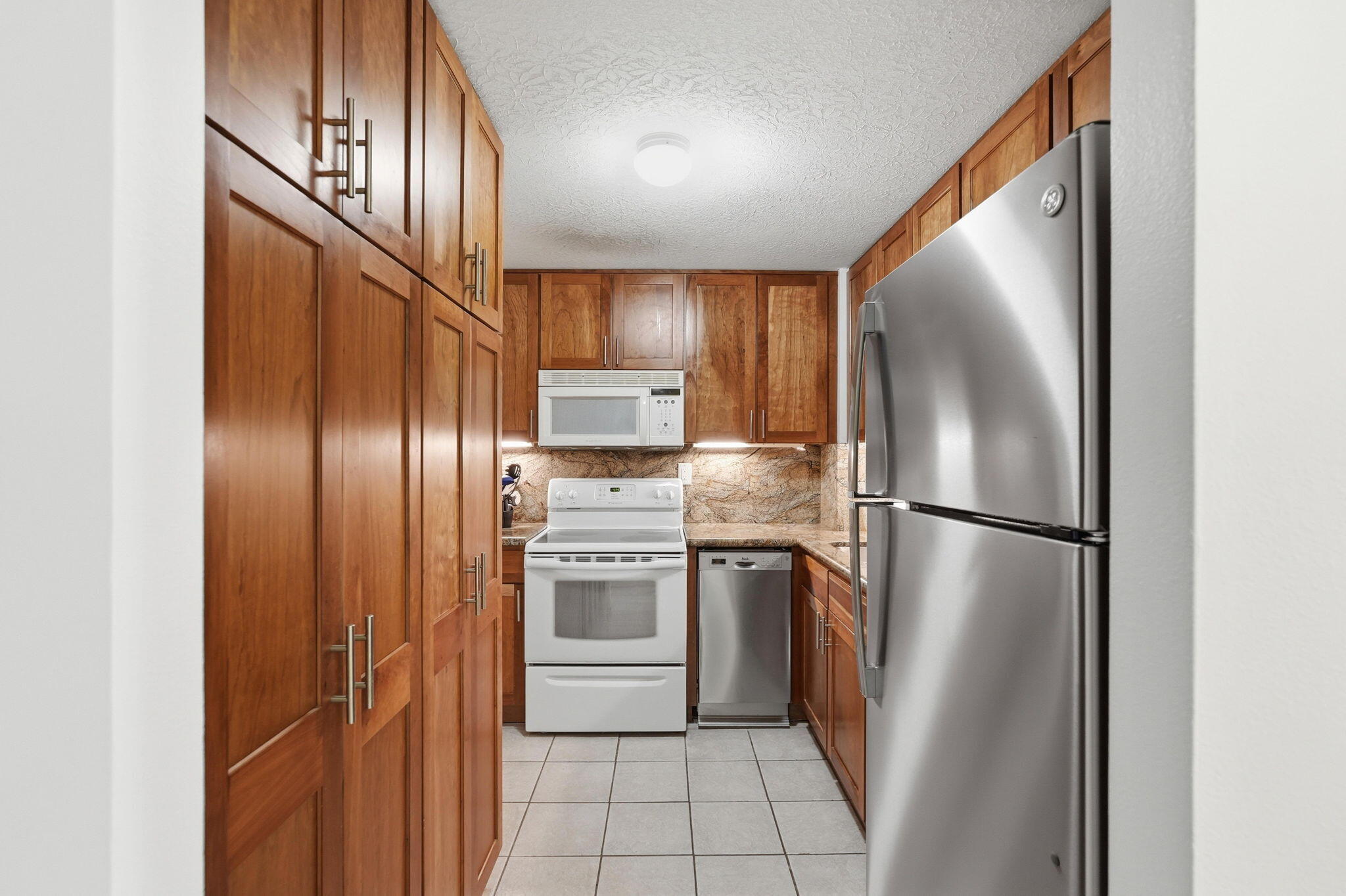 property viewer photo 7