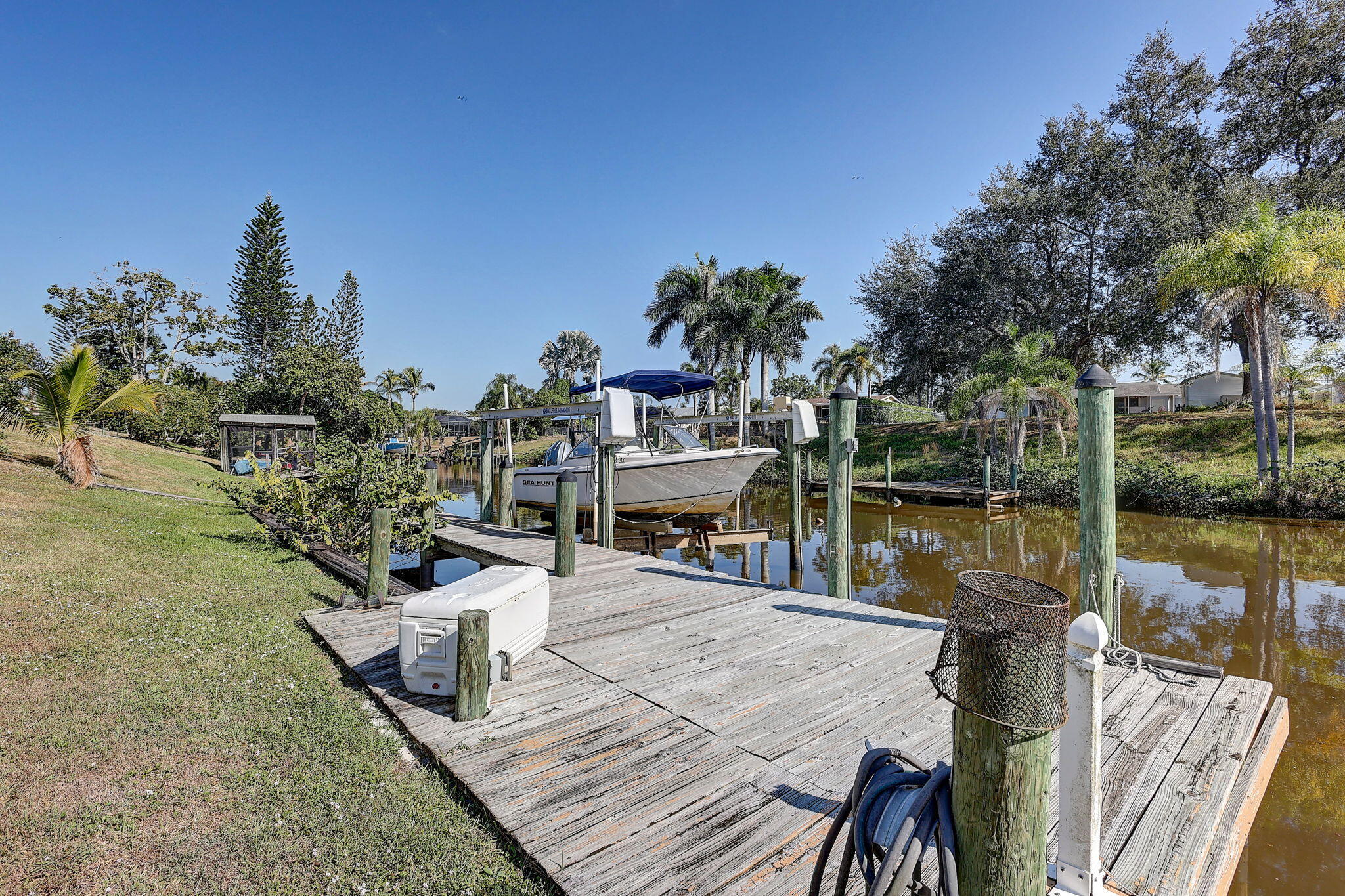 main property photo 49