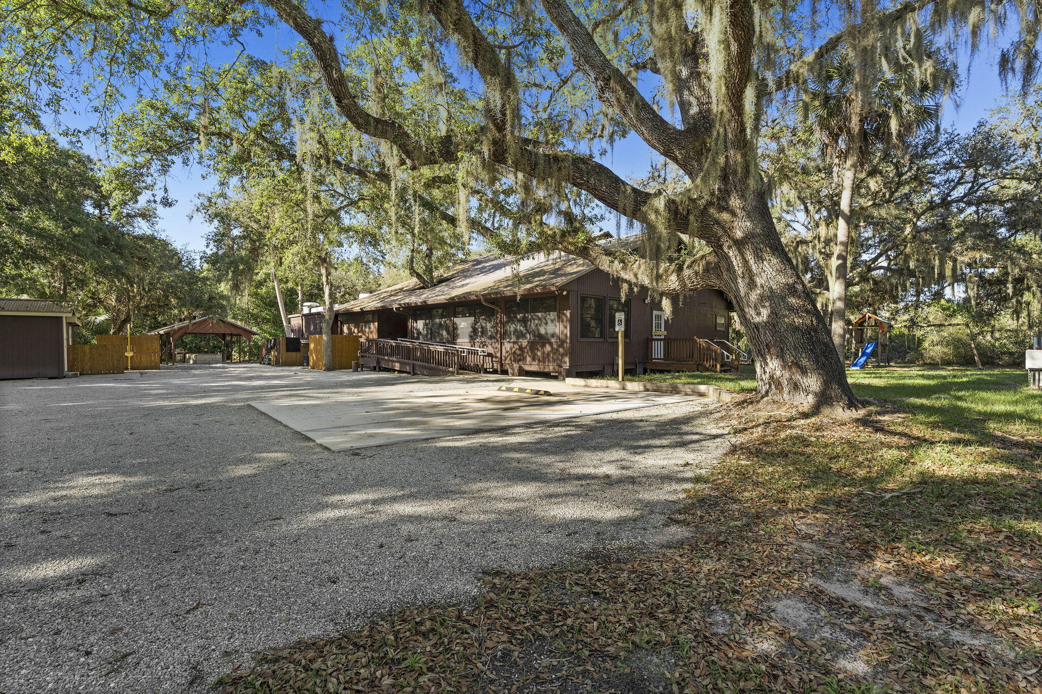 main property photo 88