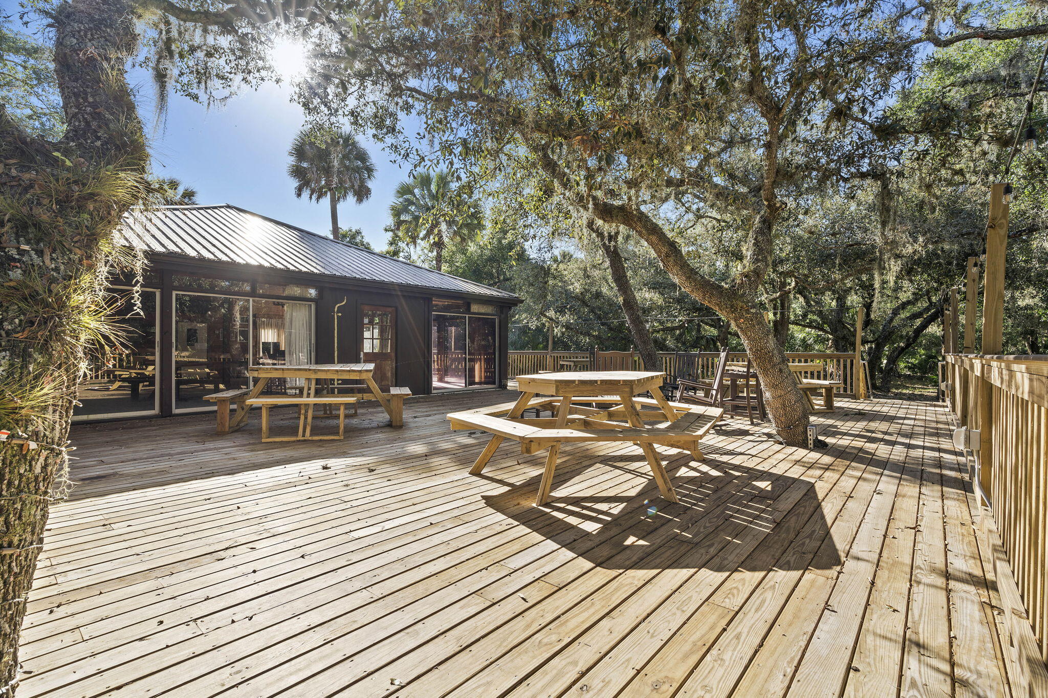 main property photo 90