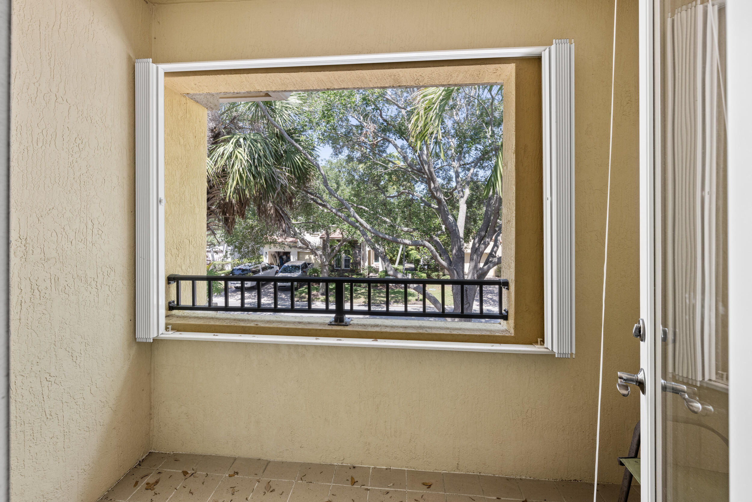 main property photo 51