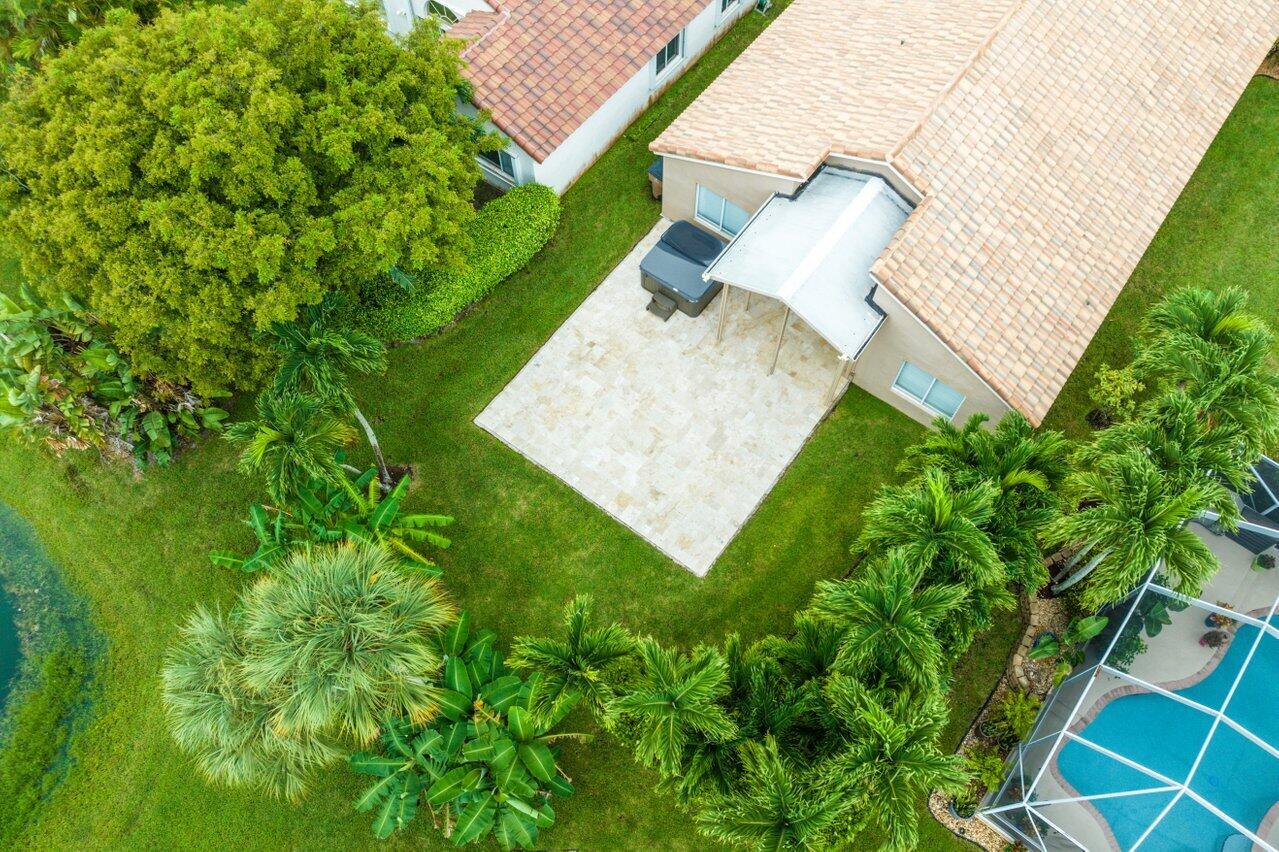 main property photo 46