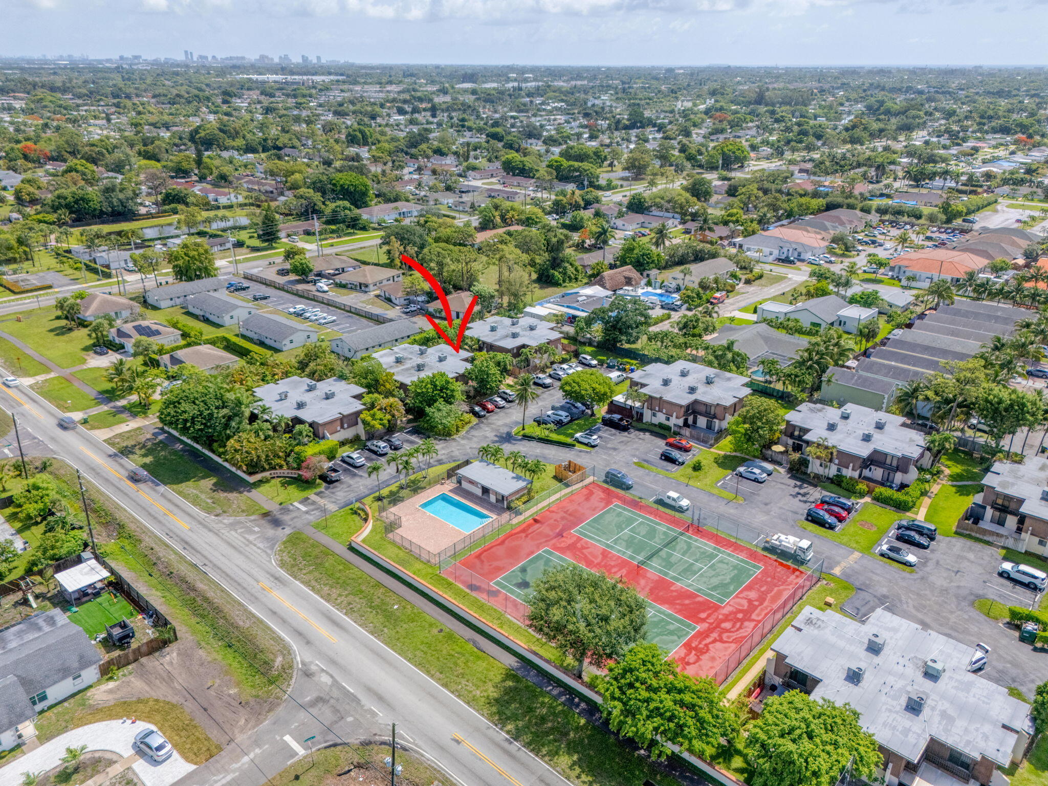 main property photo 40